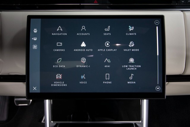 2024 Land Rover Range Rover SE AWD