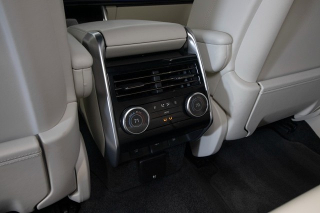 2024 Land Rover Range Rover SE AWD