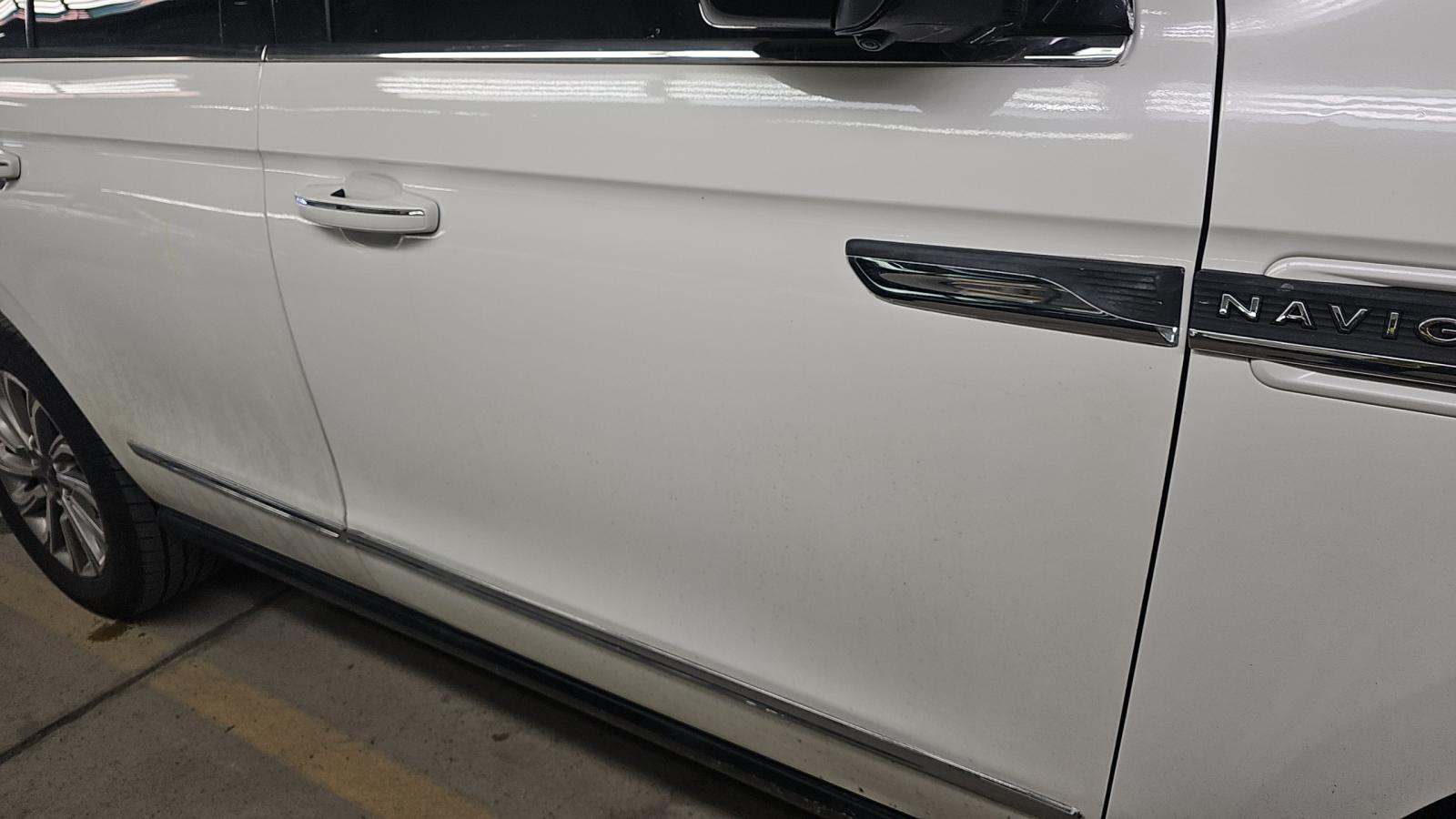 2023 Lincoln Navigator Standard AWD