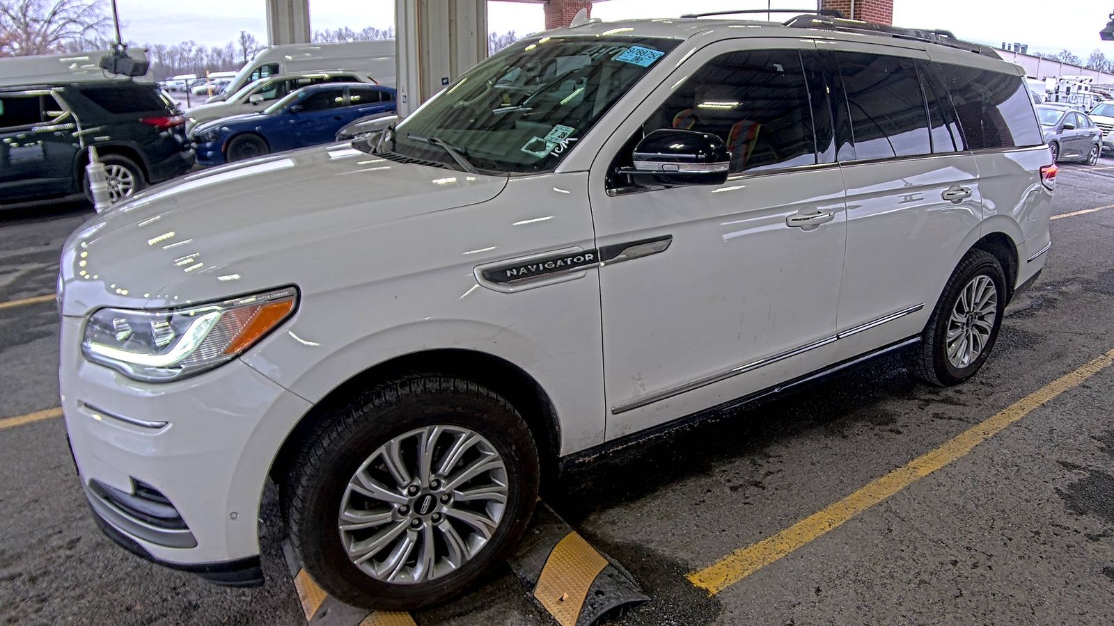 2023 Lincoln Navigator Standard AWD