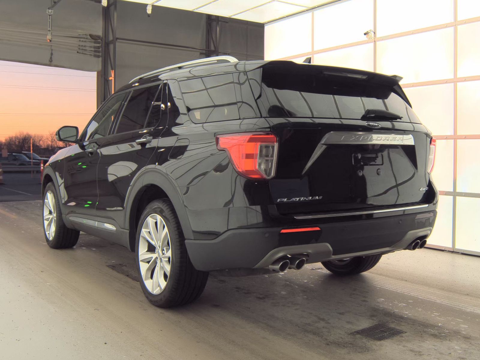 2023 Ford Explorer Platinum AWD