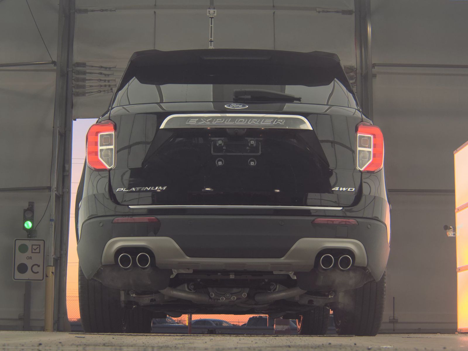 2023 Ford Explorer Platinum AWD