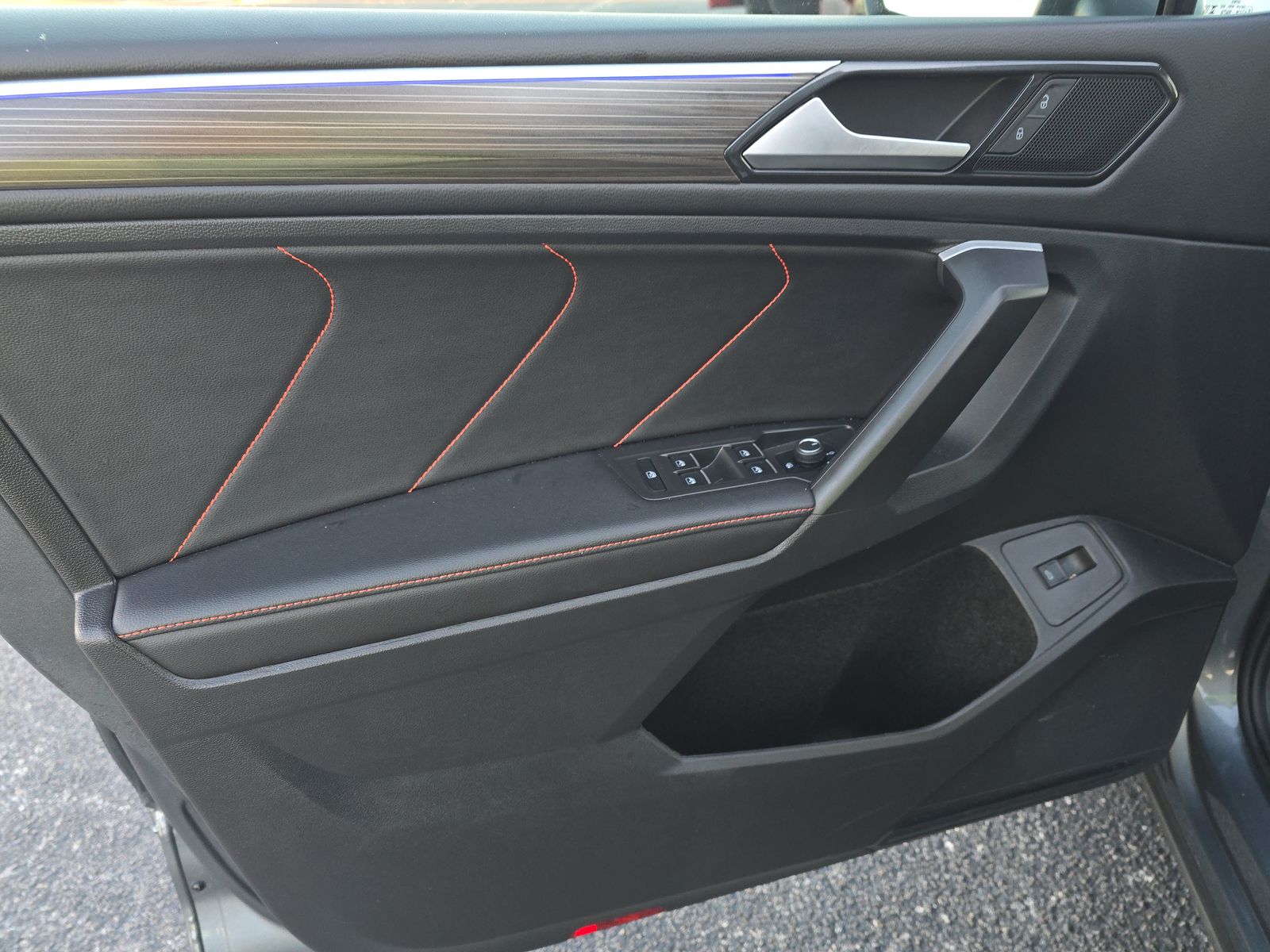 2024 Volkswagen Tiguan 2.0T Wolfsburg Edition FWD