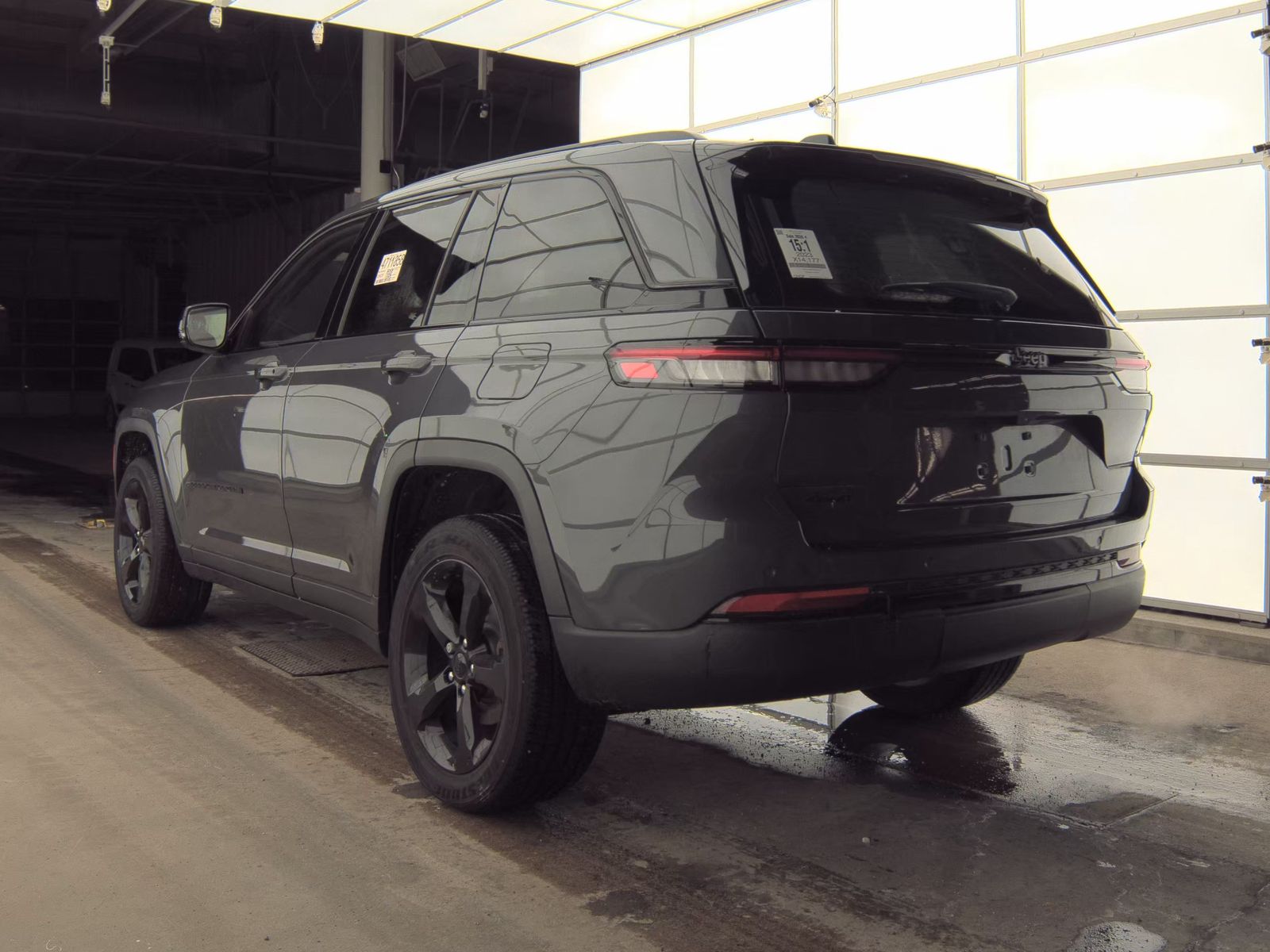 2023 Jeep Grand Cherokee Altitude AWD