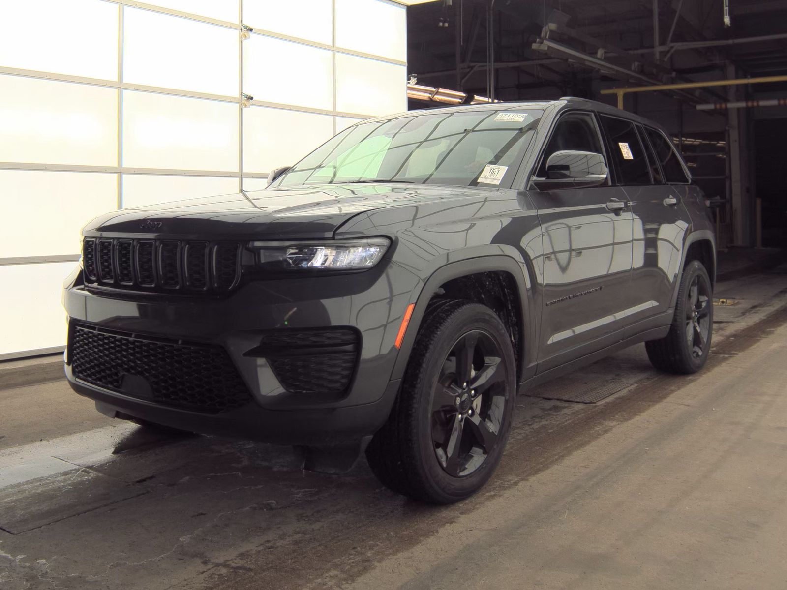 2023 Jeep Grand Cherokee Altitude AWD