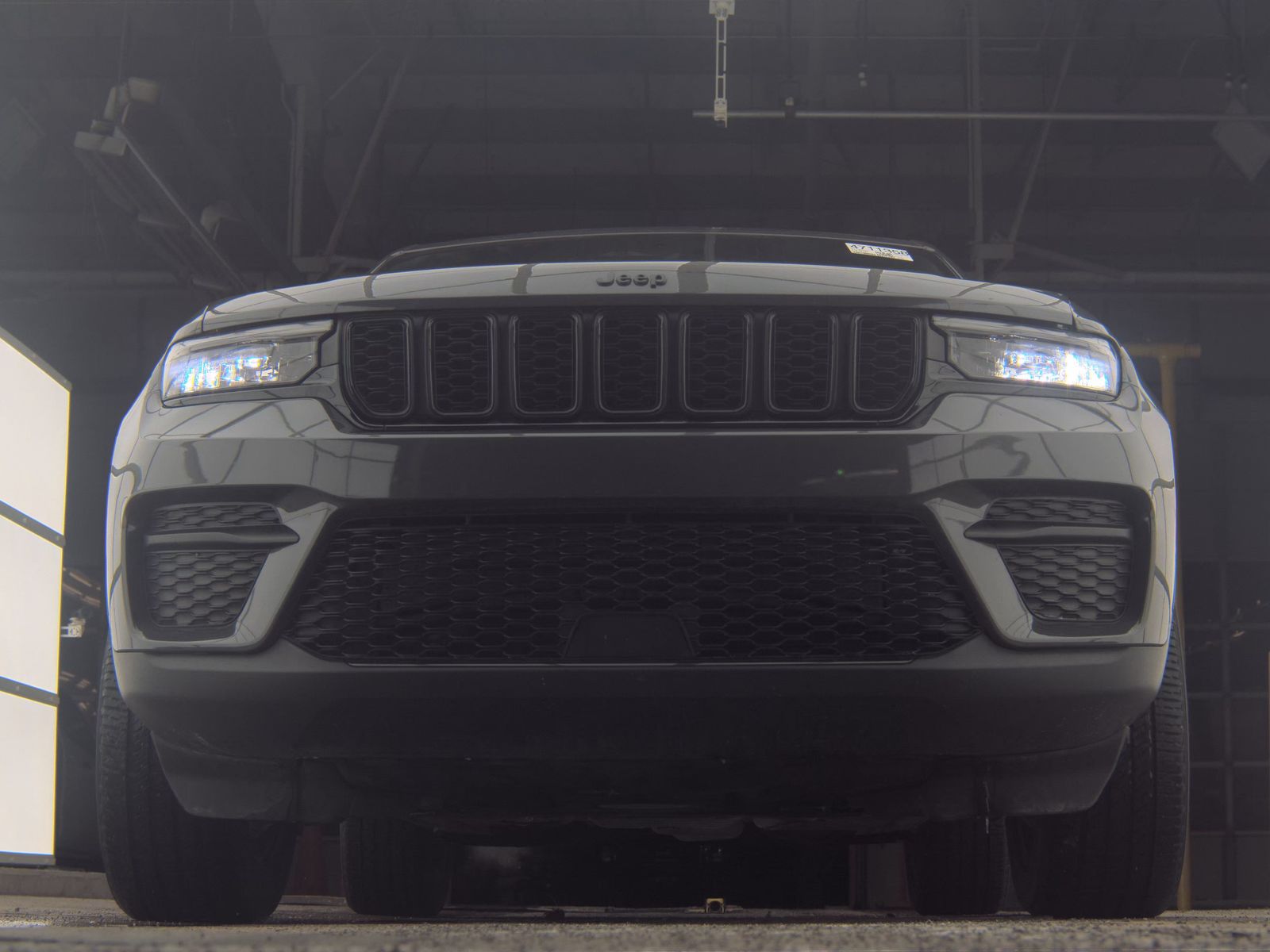 2023 Jeep Grand Cherokee Altitude AWD