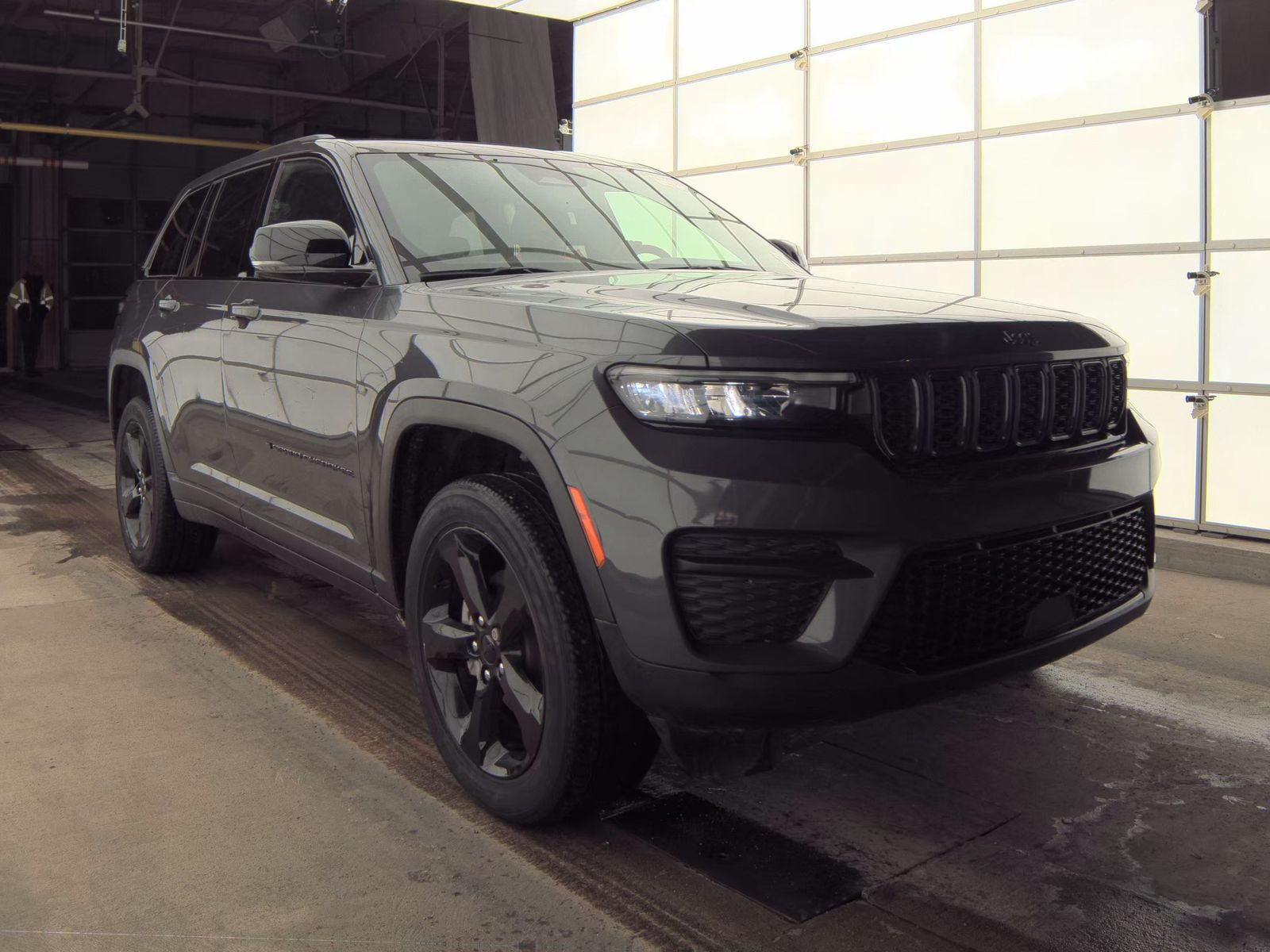 2023 Jeep Grand Cherokee Altitude AWD