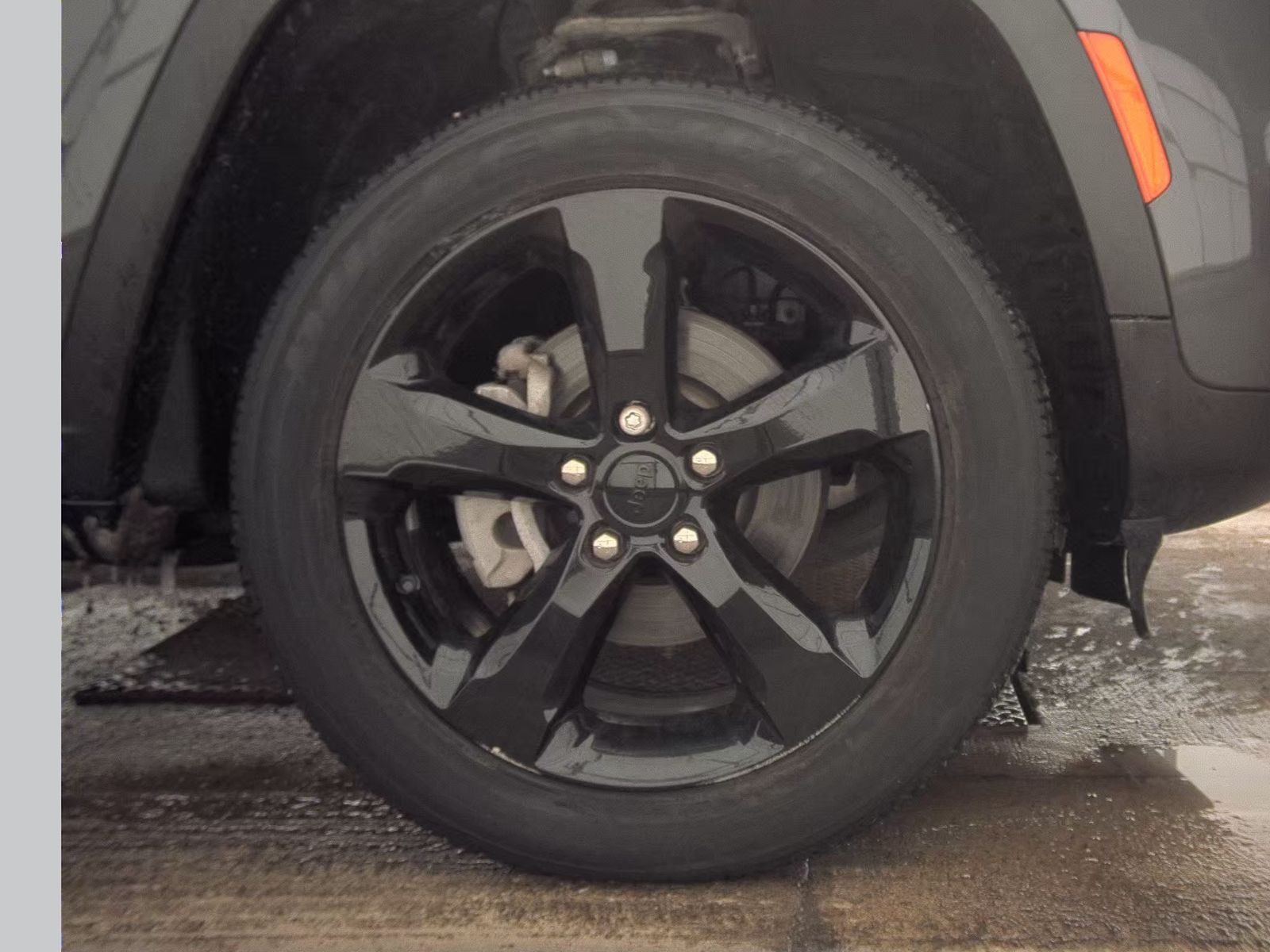 2023 Jeep Grand Cherokee Altitude AWD