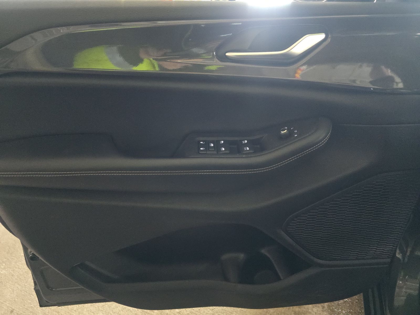 2023 Jeep Grand Cherokee Altitude AWD