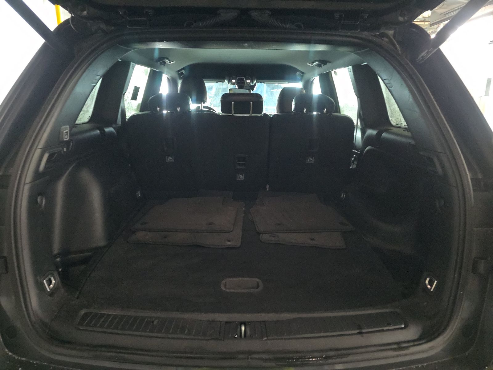 2023 Jeep Grand Cherokee Altitude AWD