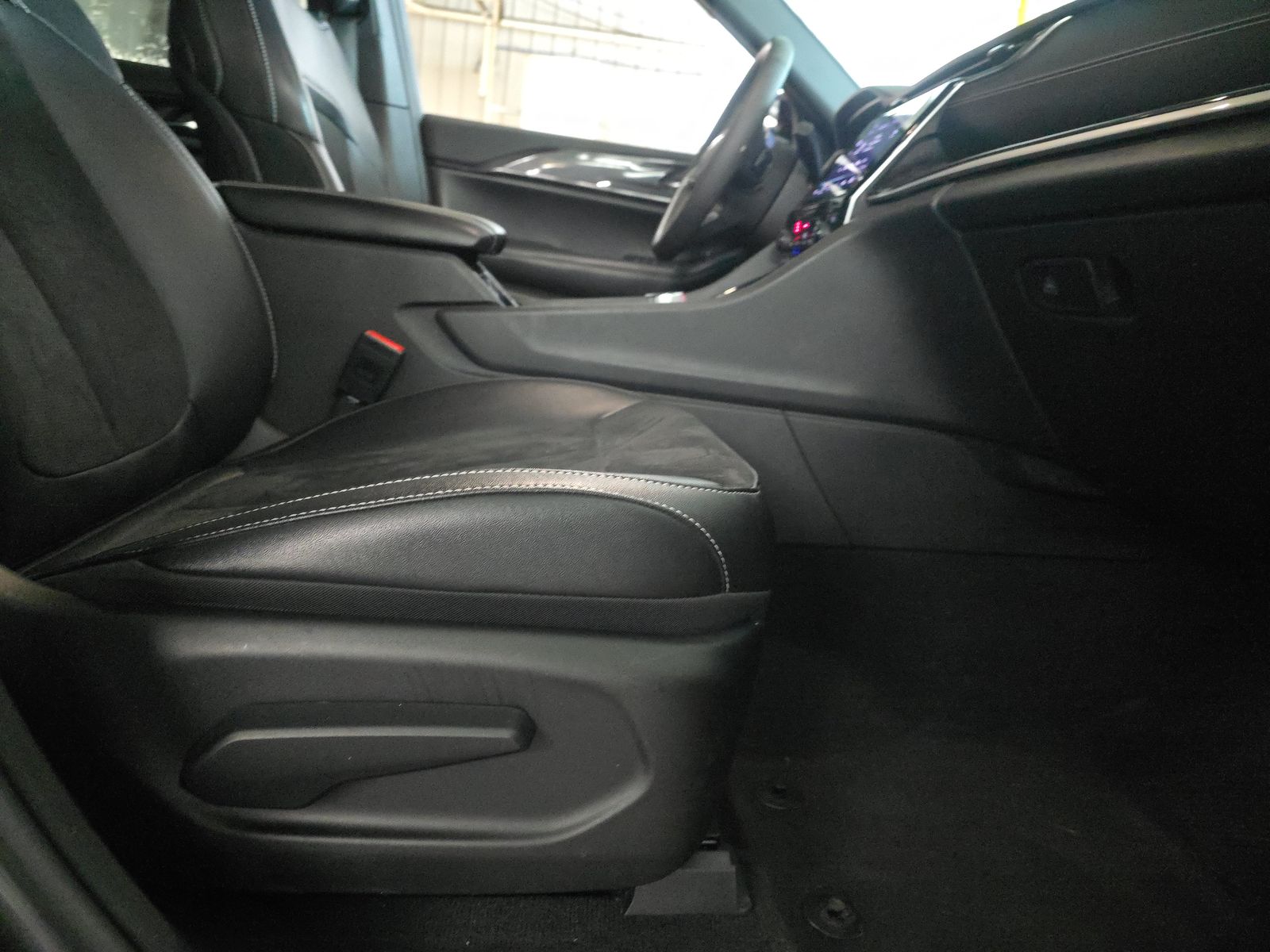 2023 Jeep Grand Cherokee Altitude AWD