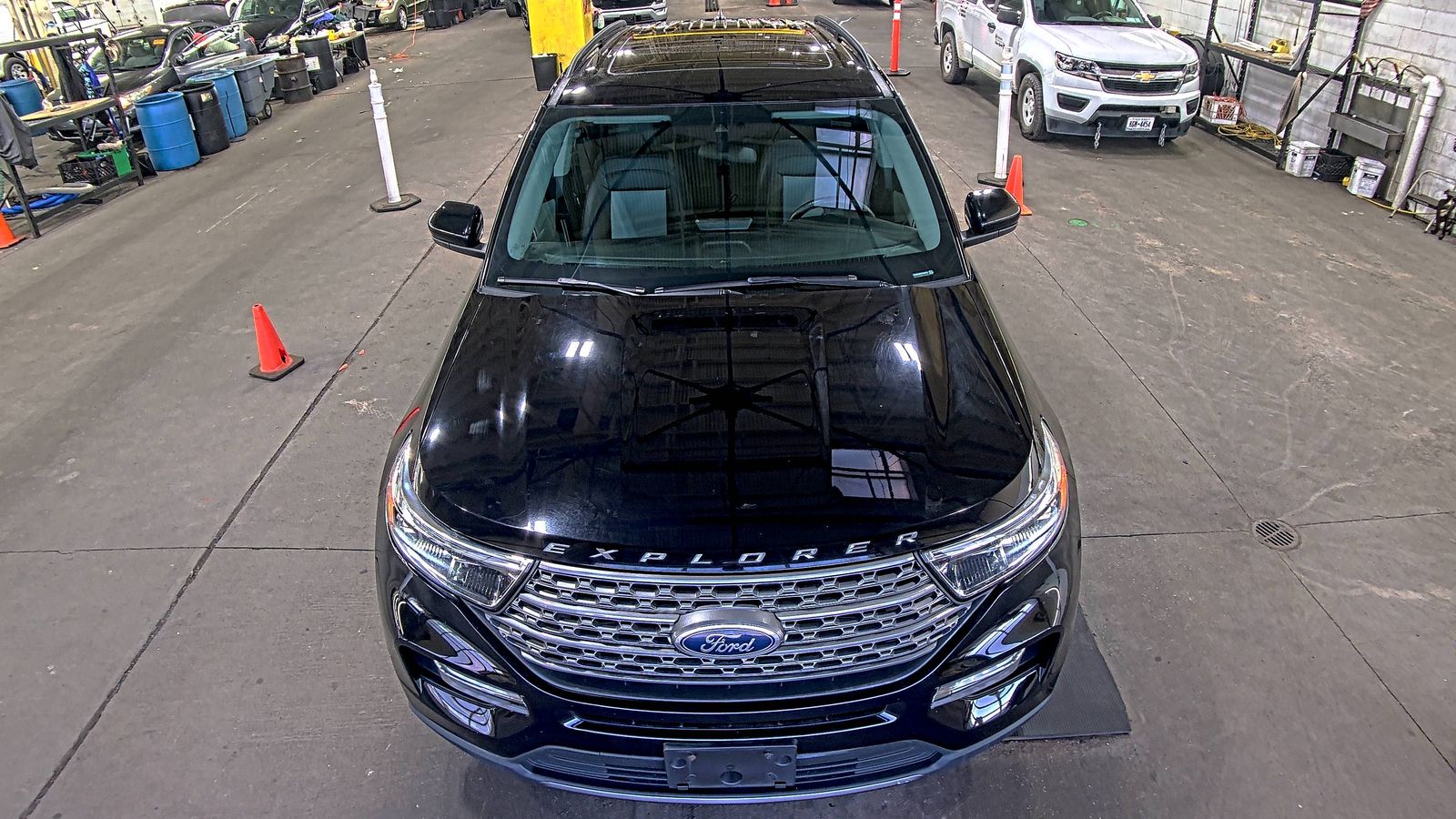 2023 Ford Explorer XLT AWD