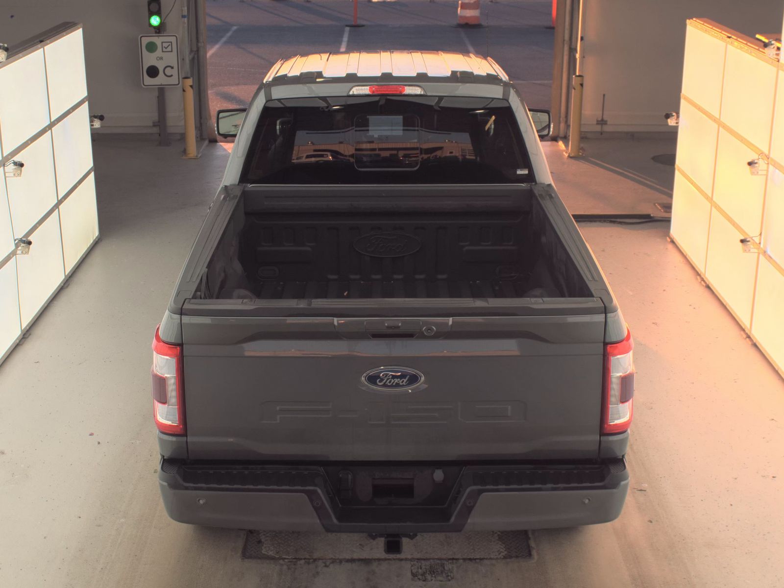 2023 Ford F-150 Hybrid Lariat AWD