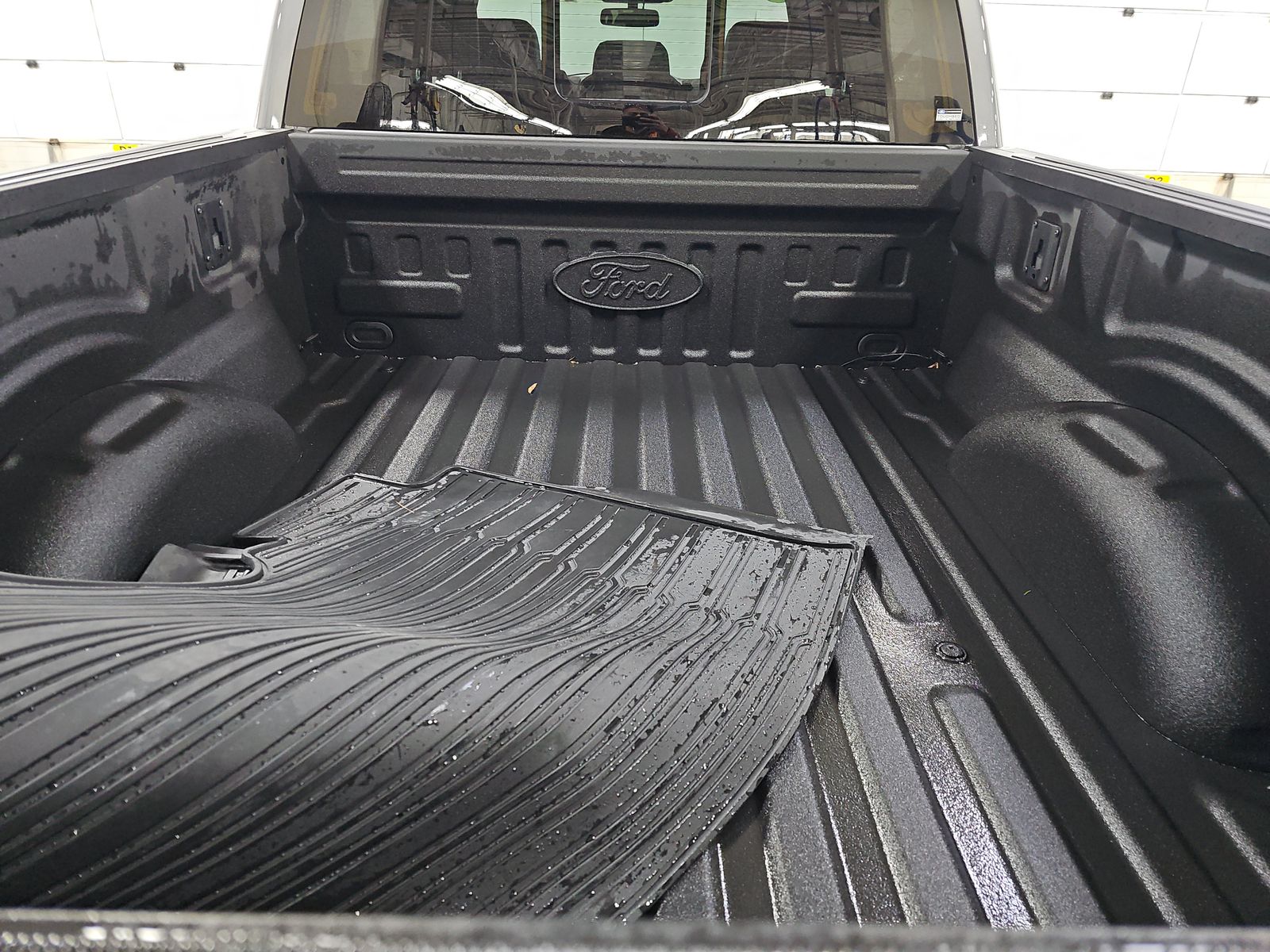 2023 Ford F-150 Hybrid Lariat AWD