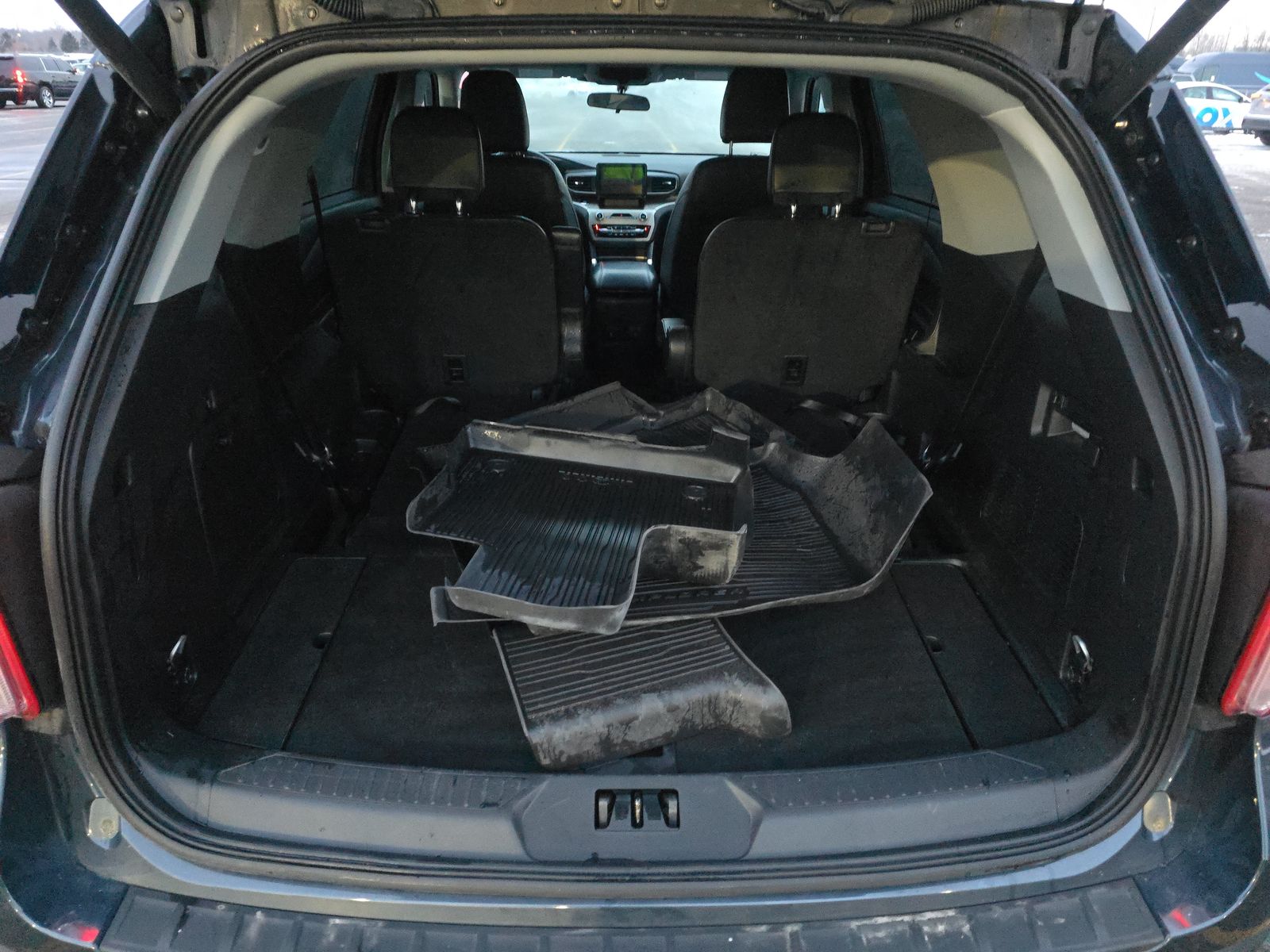 2023 Ford Explorer XLT AWD