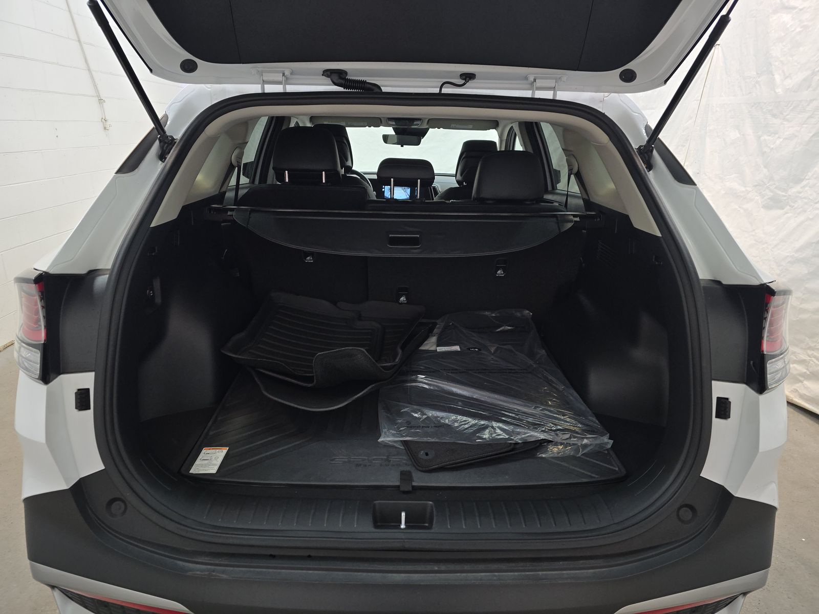 2023 Kia Sportage EX FWD