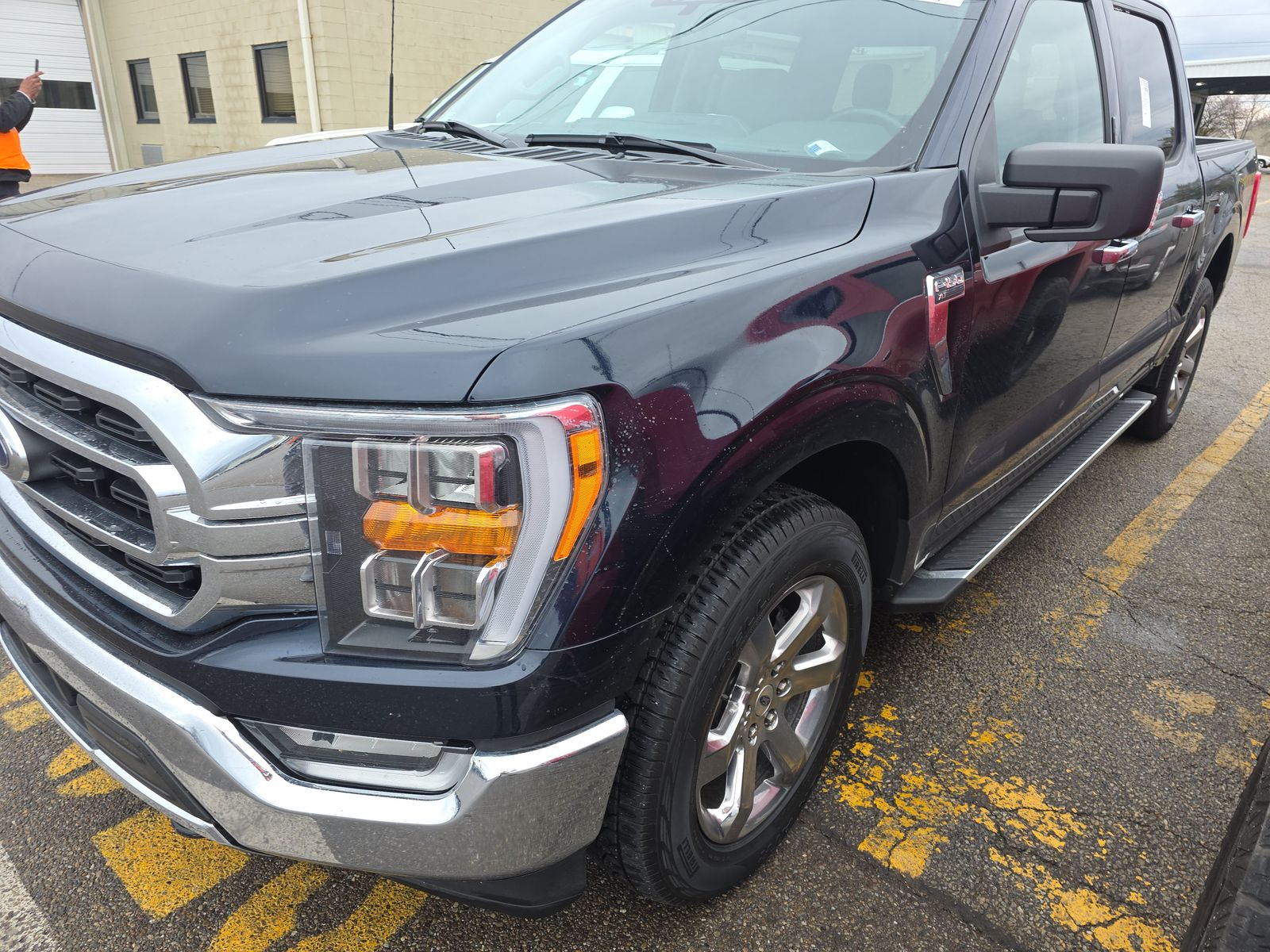 2022 Ford F-150 XLT AWD