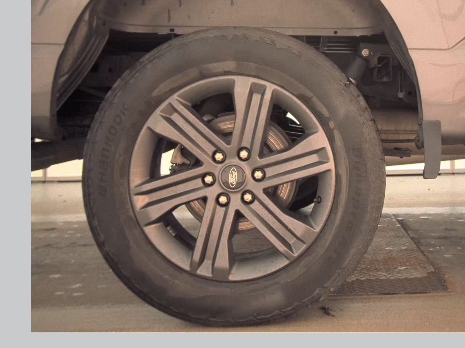 2023 Ford F-150 Lariat AWD