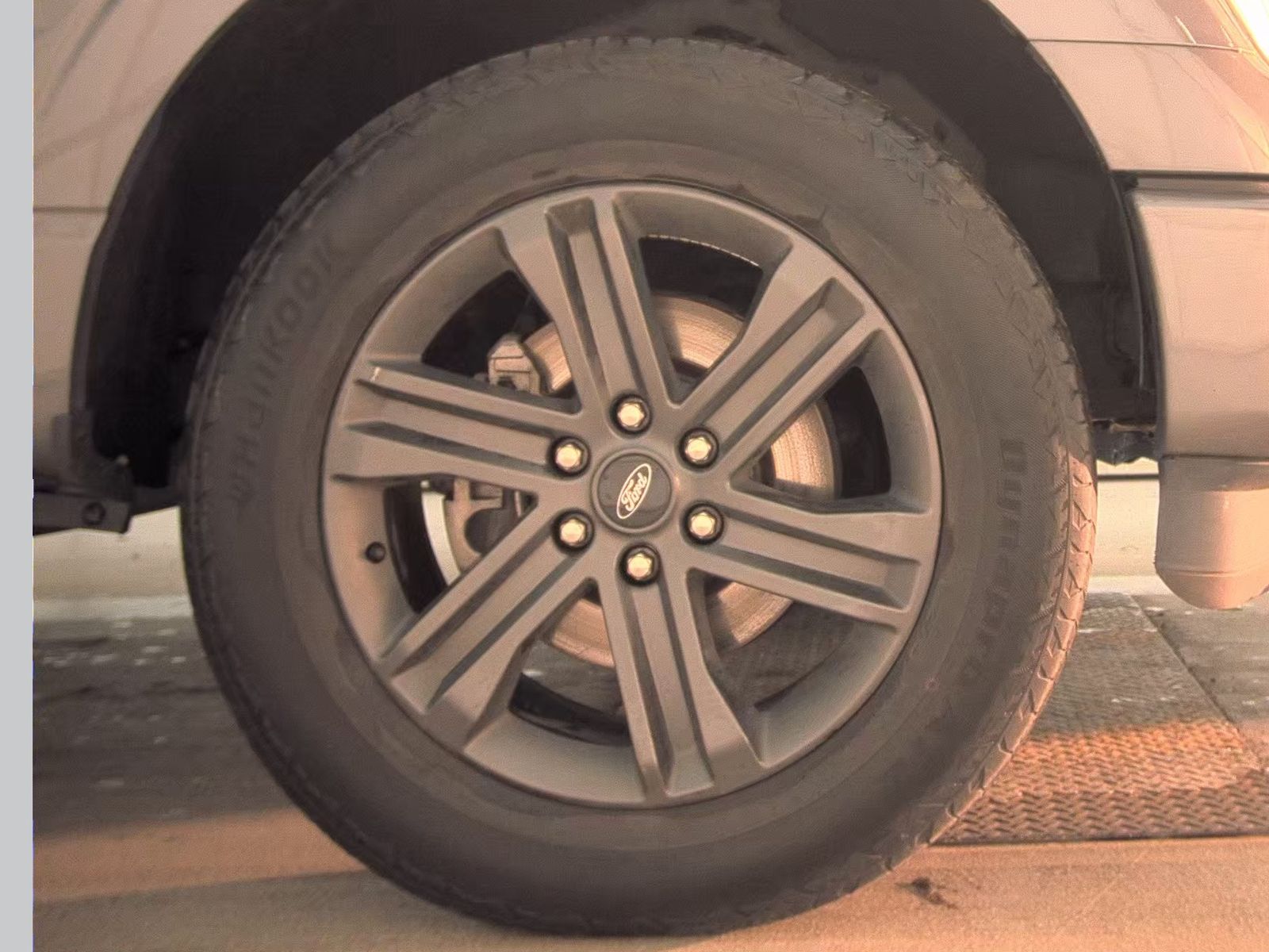 2023 Ford F-150 Lariat AWD