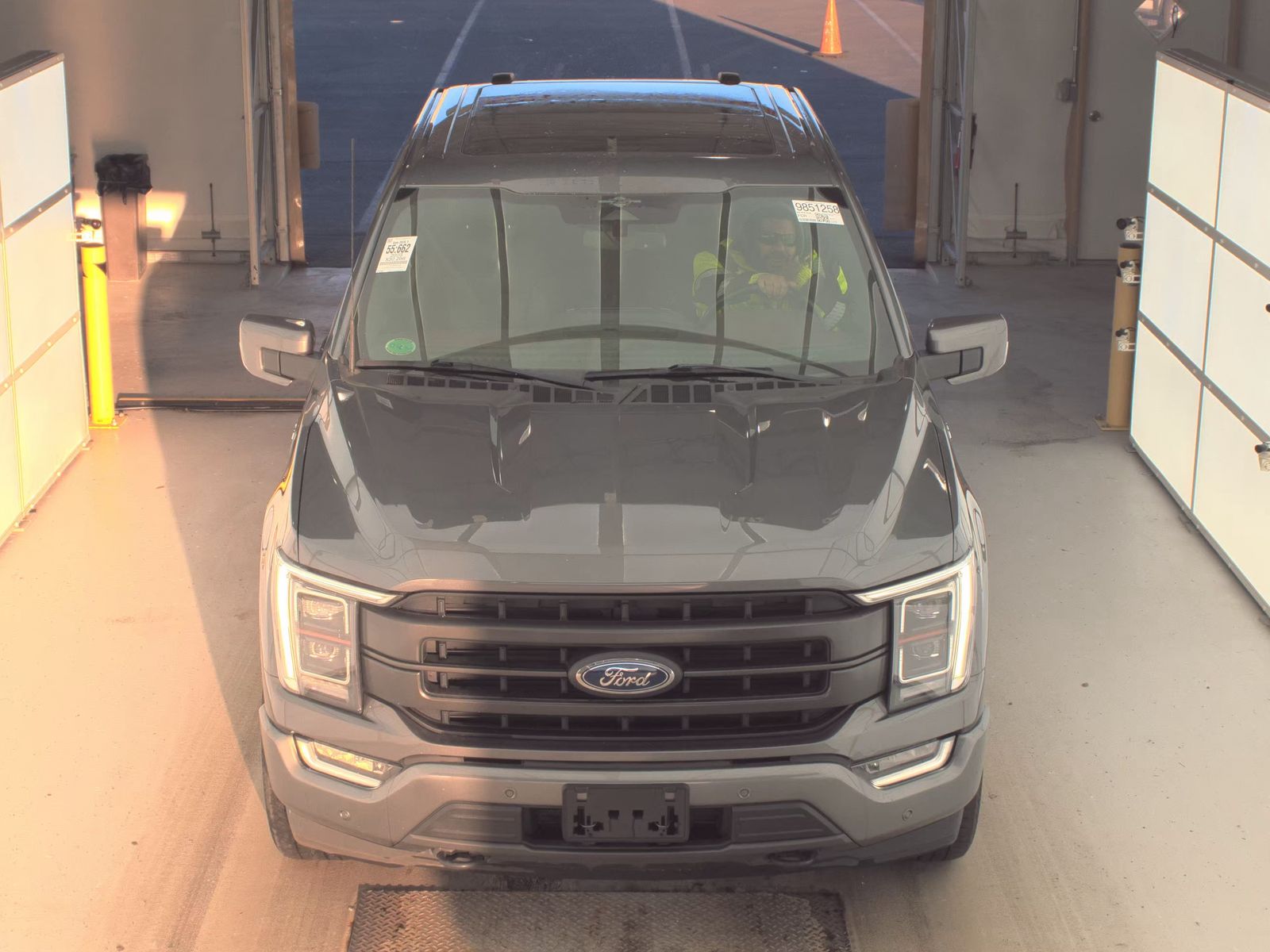 2023 Ford F-150 Lariat AWD