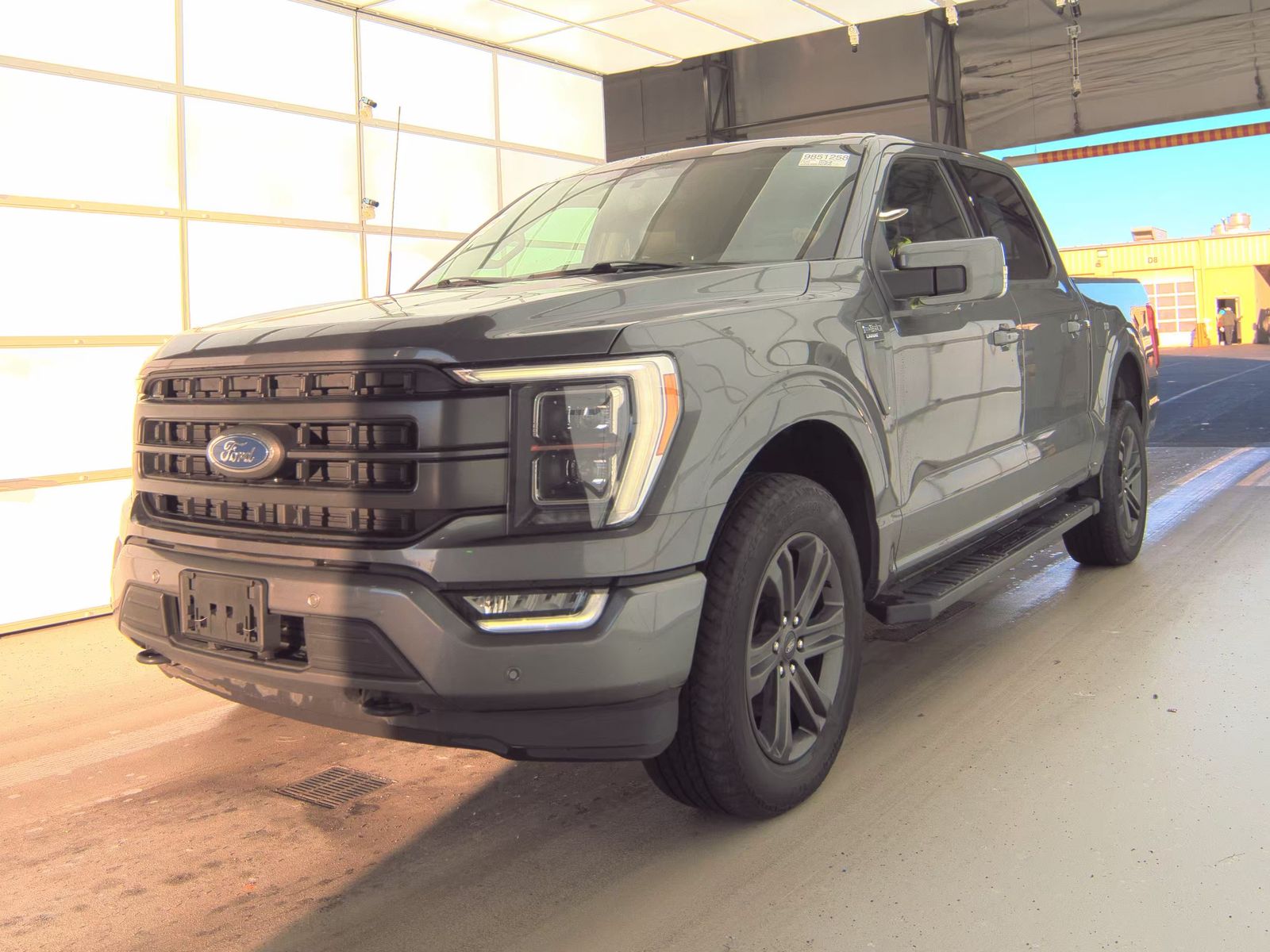 2023 Ford F-150 Lariat AWD