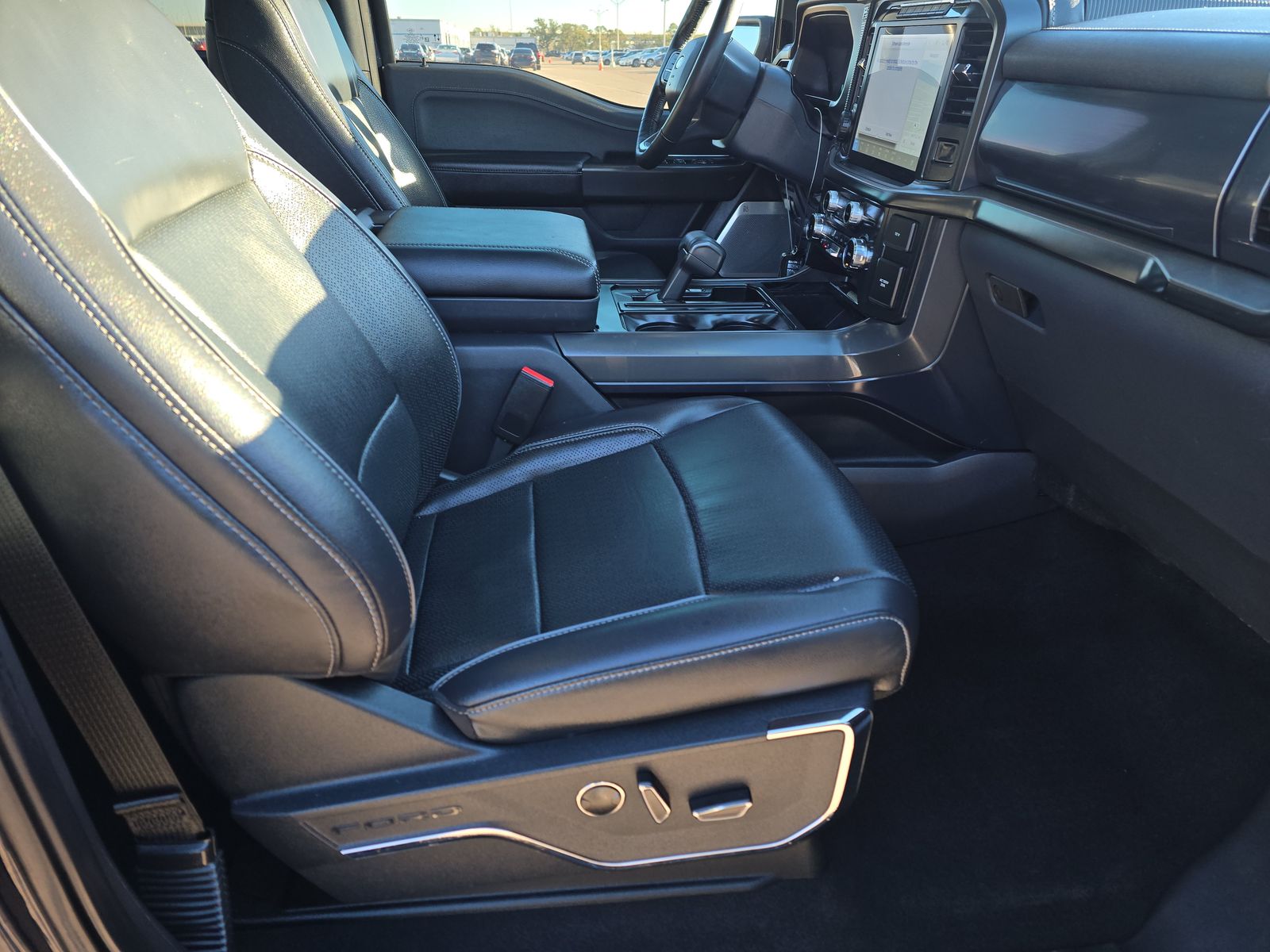 2024 Ford F-150 Hybrid Lariat AWD