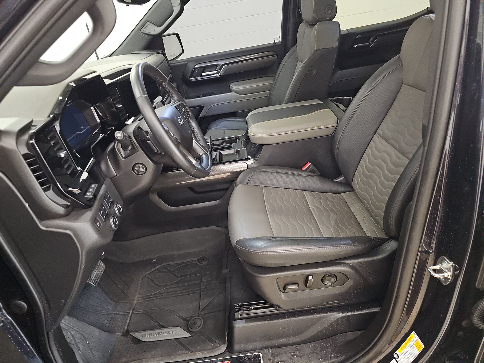 2023 Chevrolet Silverado 1500 ZR2 AWD