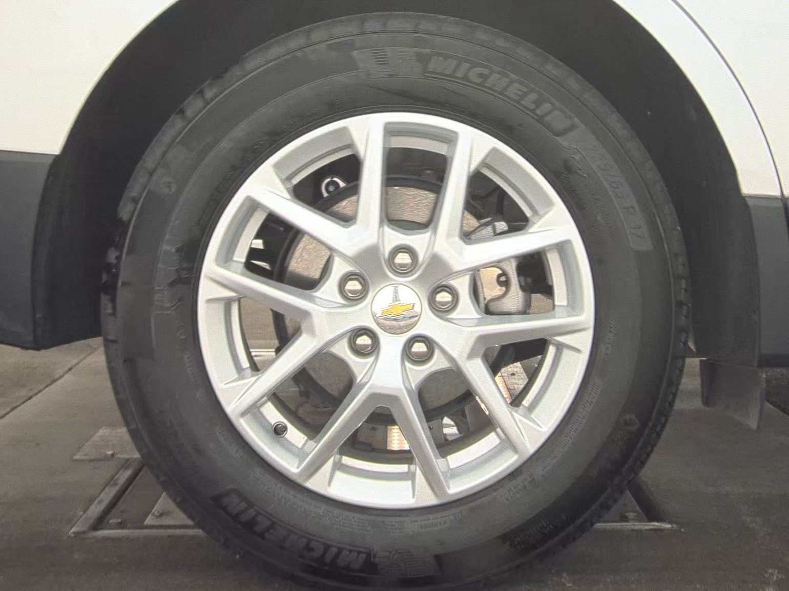 2024 Chevrolet Equinox LT FWD