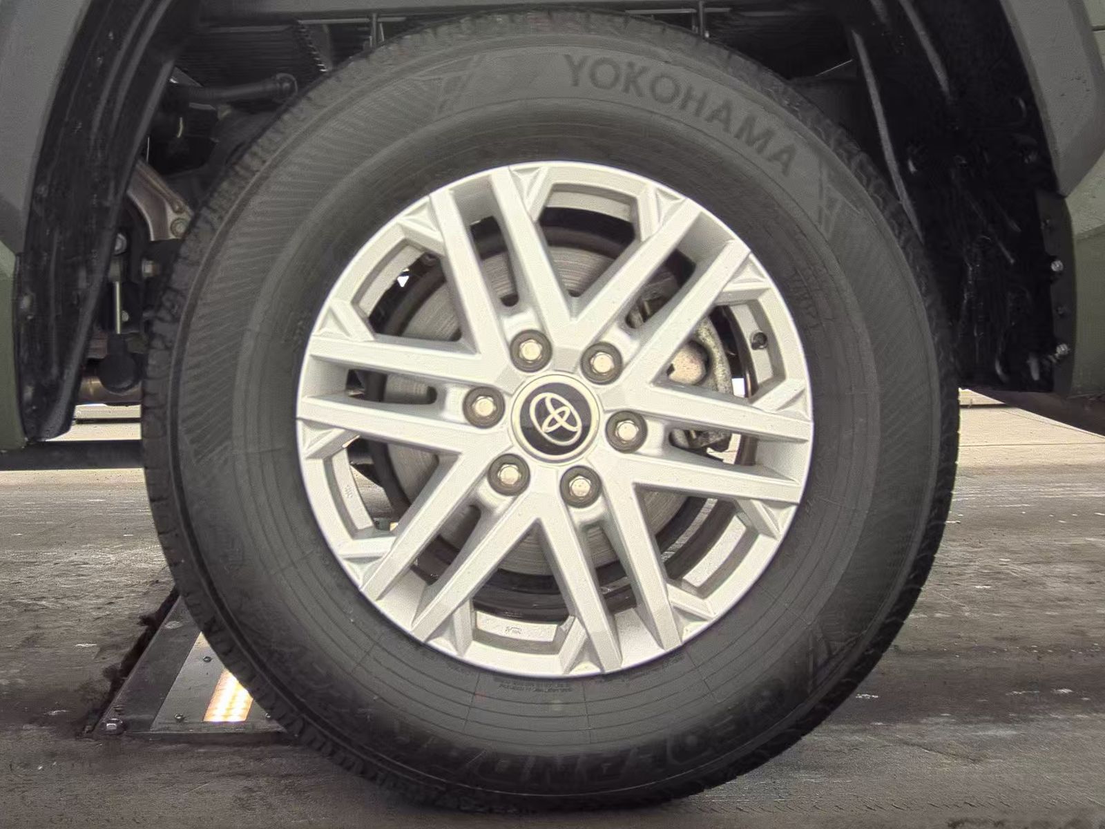 2023 Toyota Tundra SR5 RWD