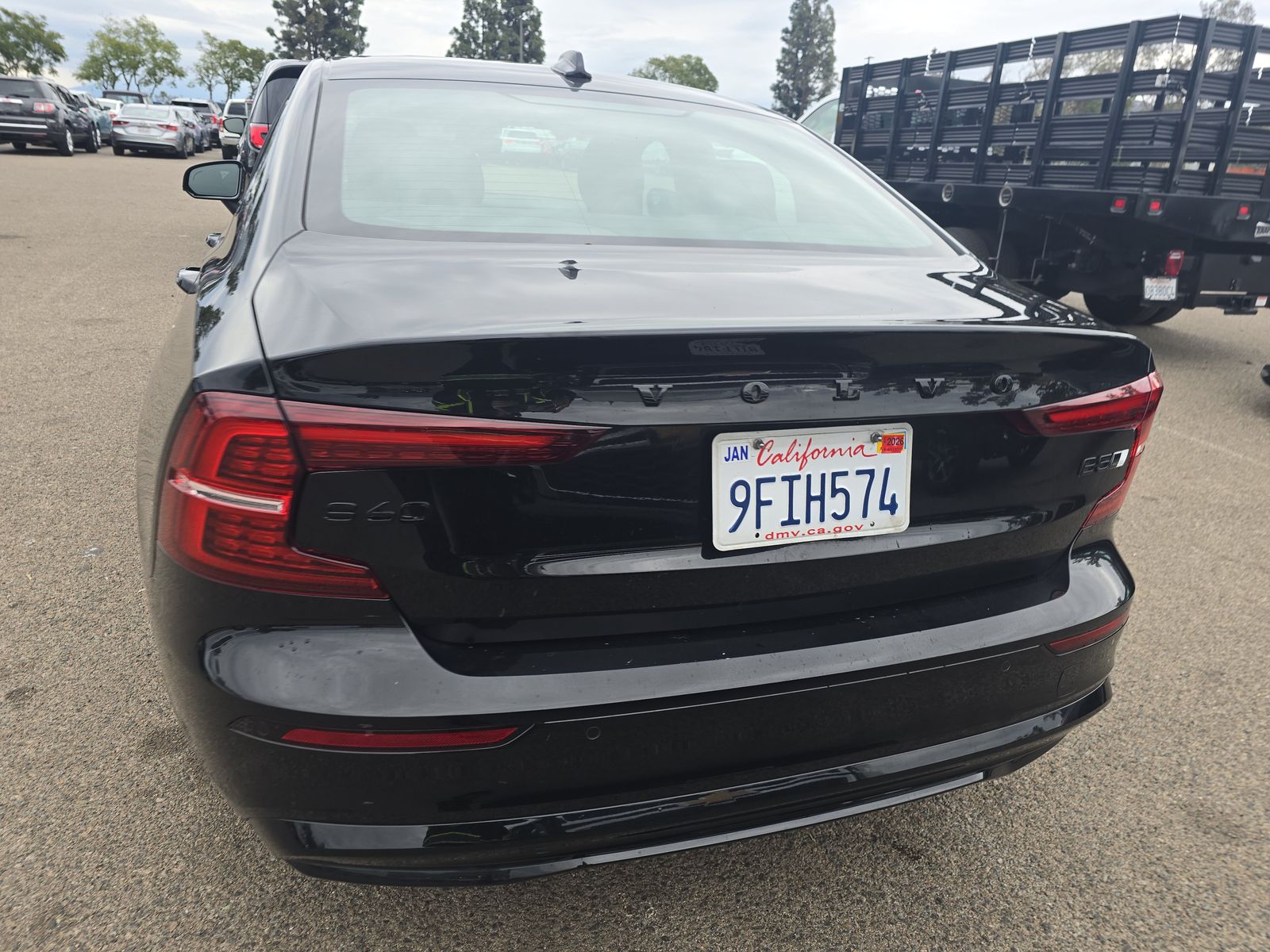 2023 Volvo S60 B5 Plus AWD