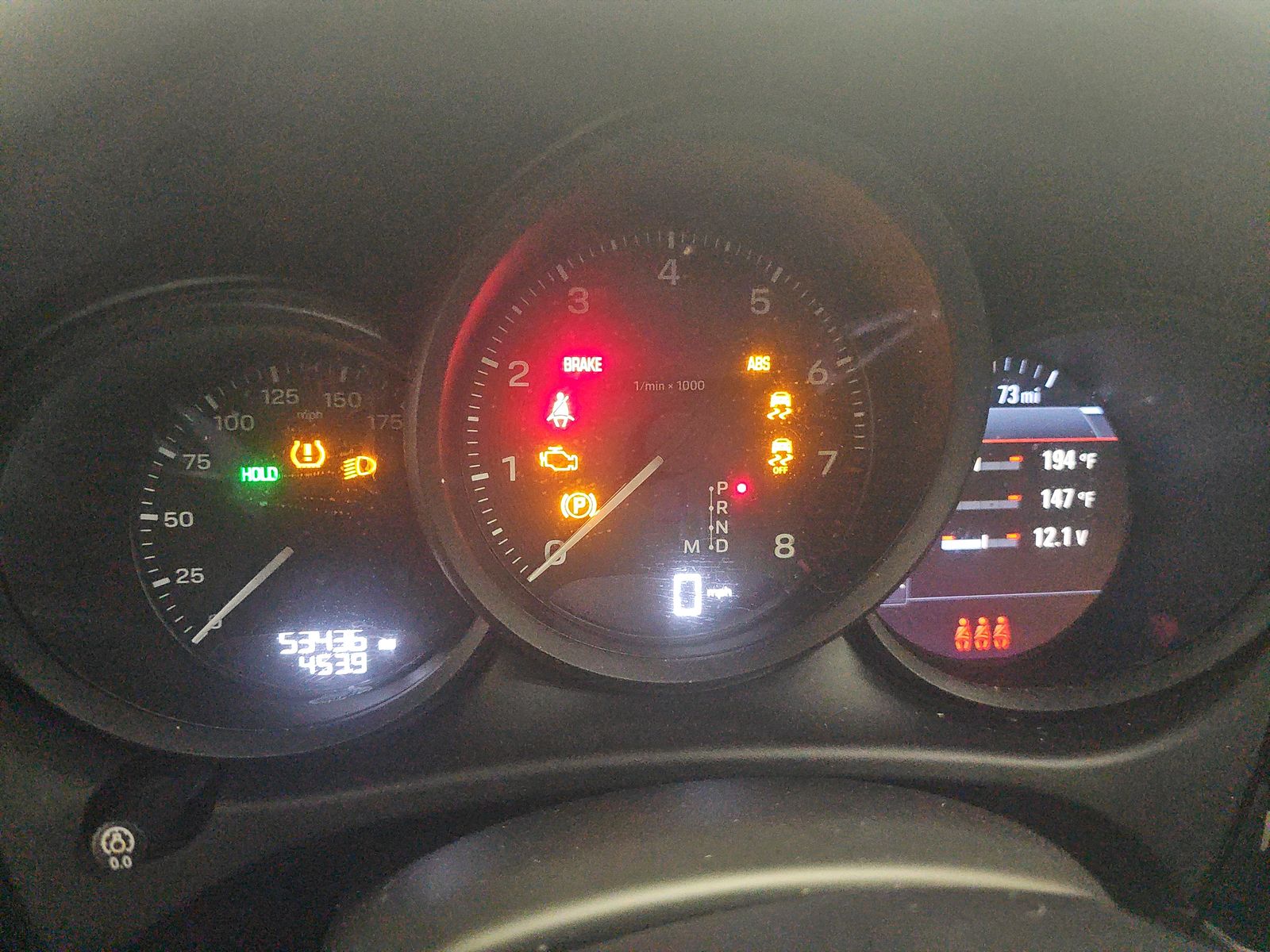 2022 Porsche Macan Base AWD