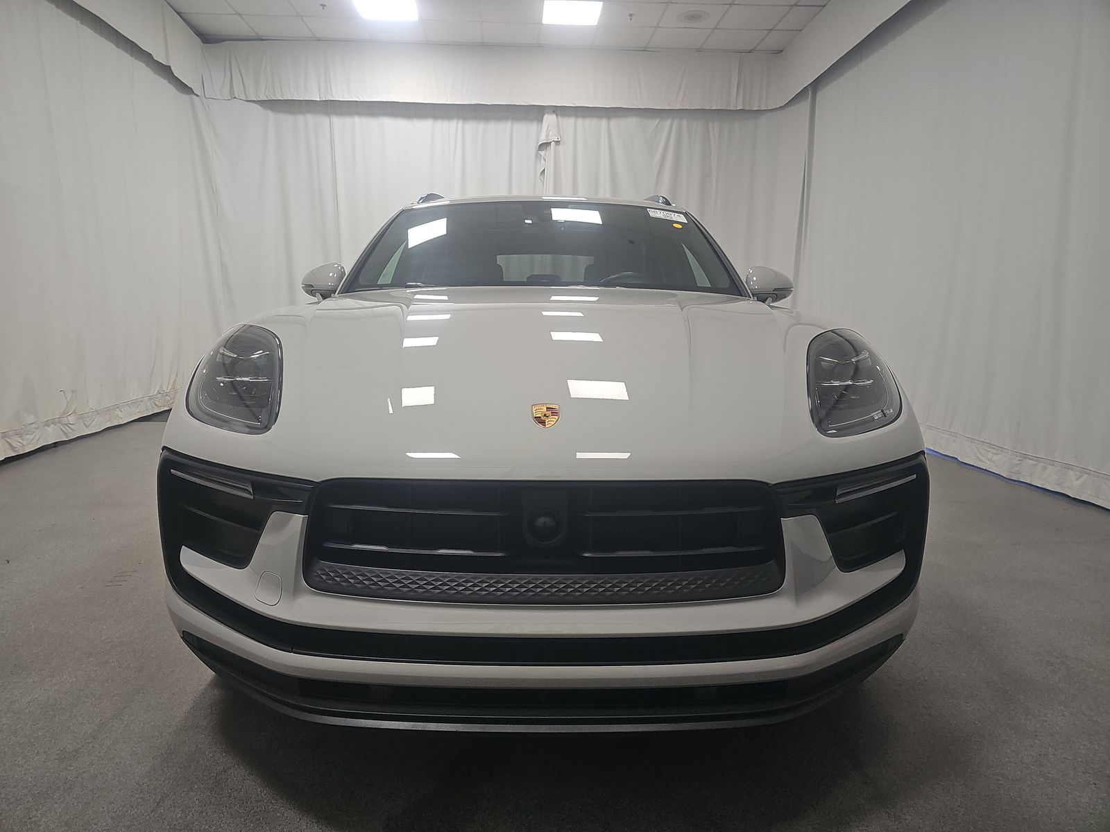 2022 Porsche Macan Base AWD