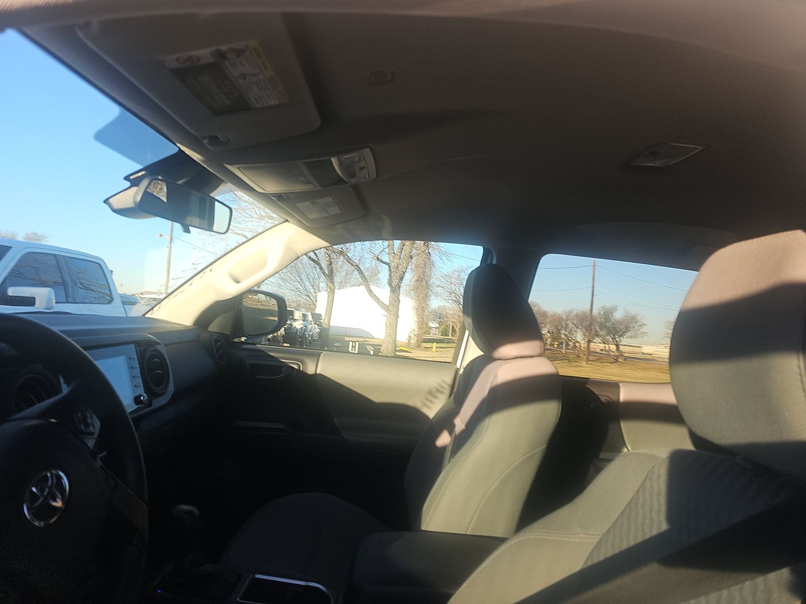 2022 Toyota Tacoma SR AWD