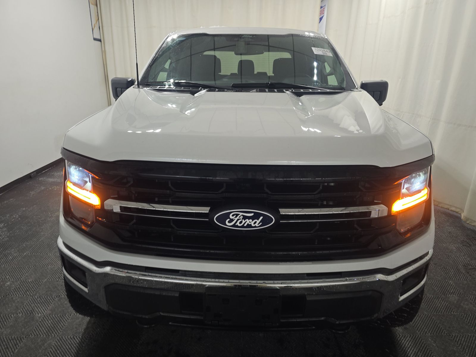 2024 Ford F-150 XLT AWD