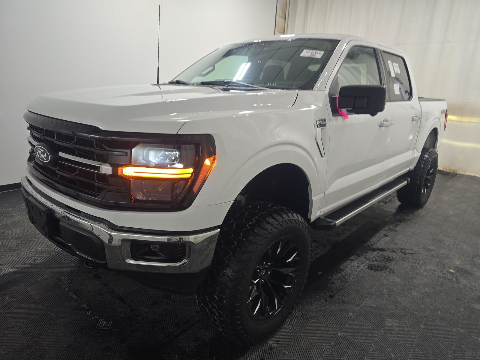 2024 Ford F-150 XLT AWD