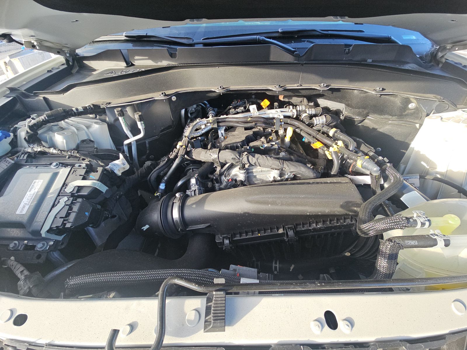 2025 Ford Explorer Active AWD