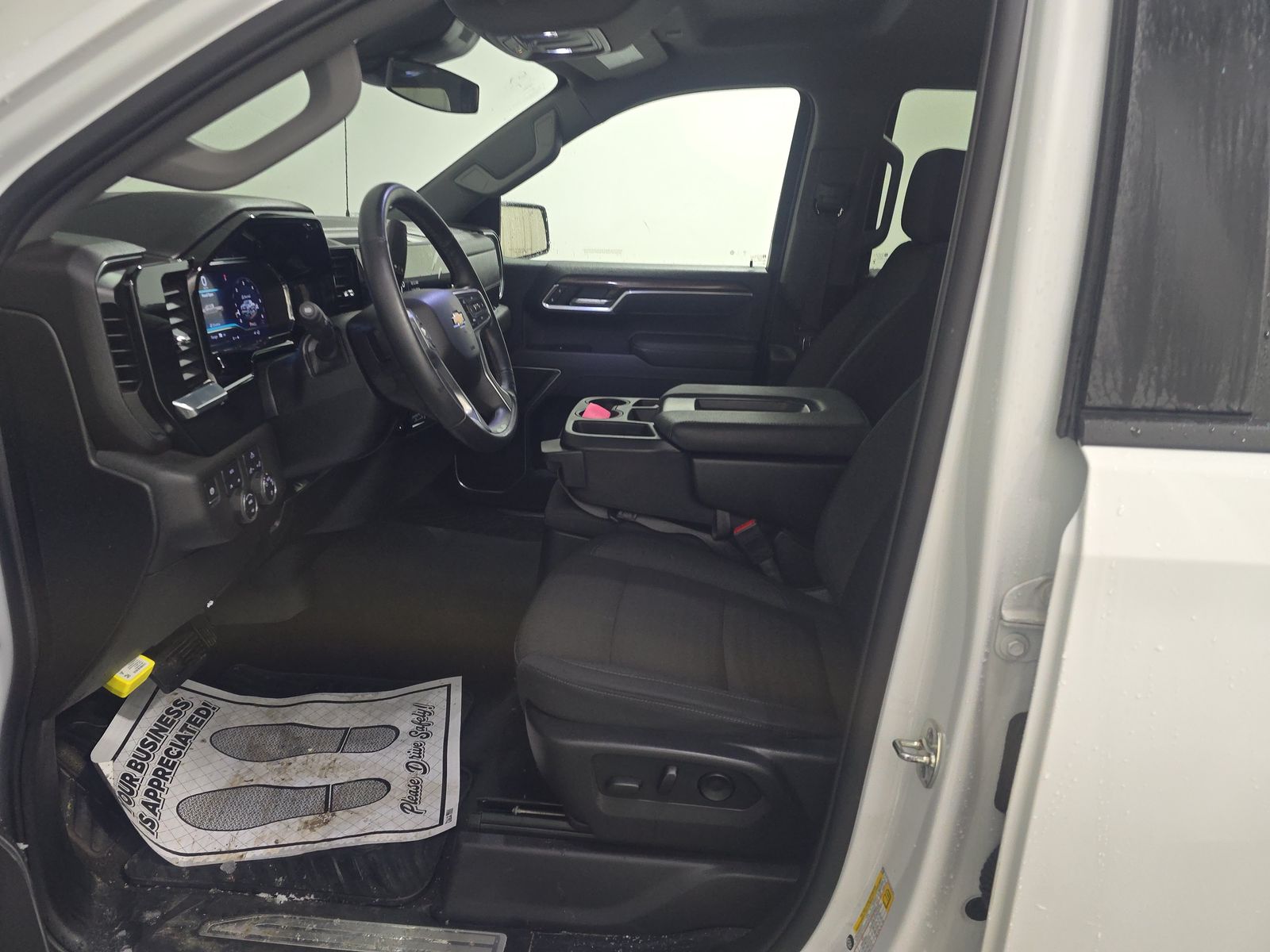 2025 Chevrolet Silverado 1500 LT AWD