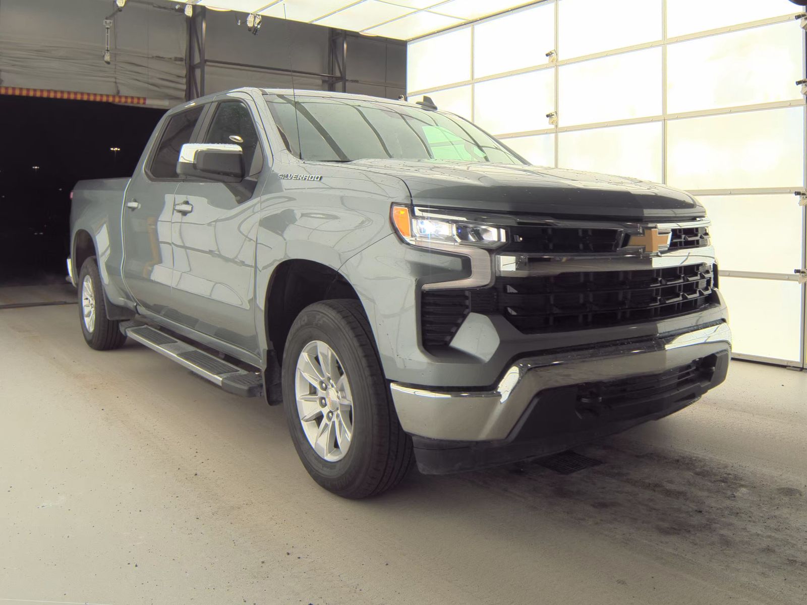 2023 Chevrolet Silverado 1500 LT AWD