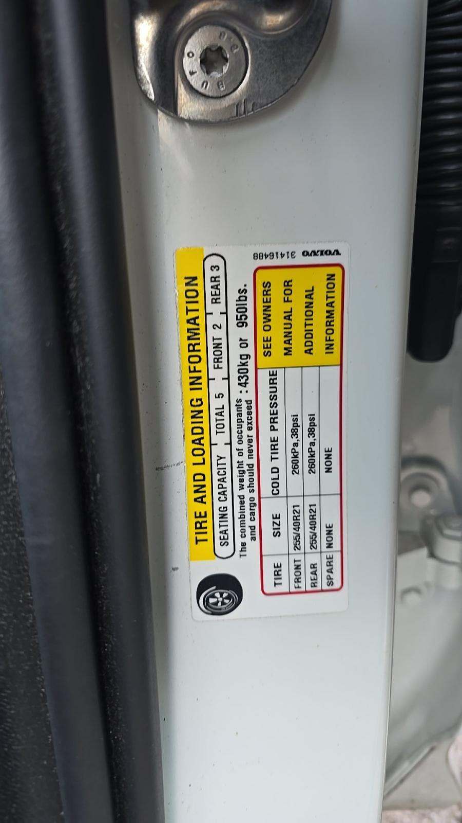 2024 Volvo XC60 Recharge T8 Ultimate AWD