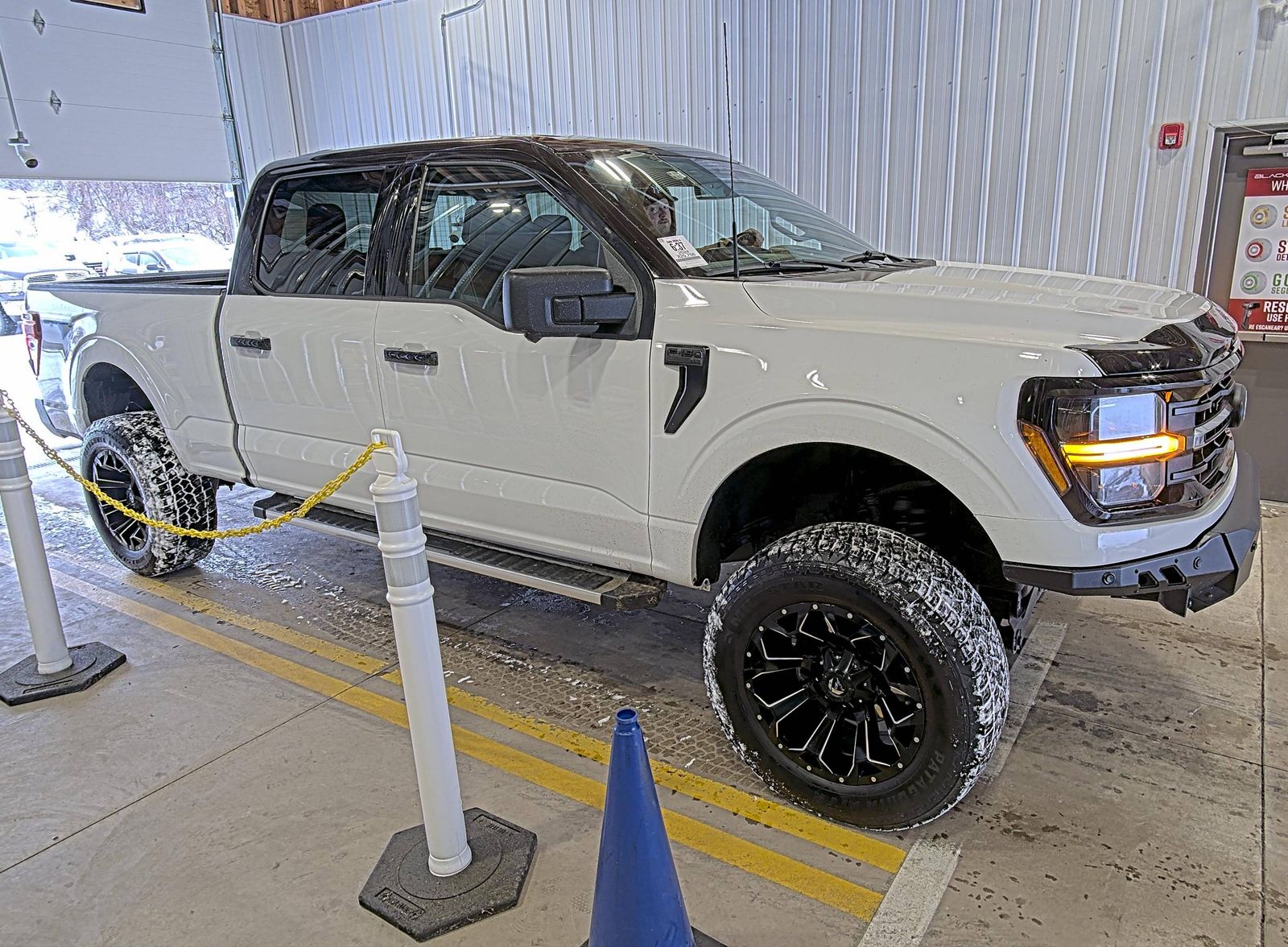 2024 Ford F-150 XLT AWD