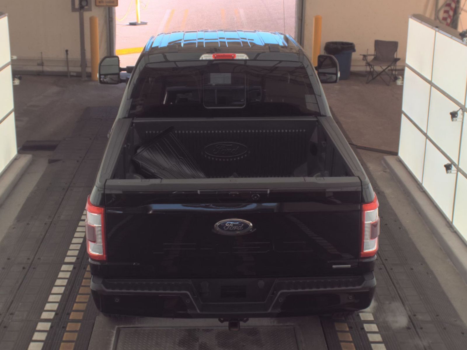 2023 Ford F-150 Lariat AWD