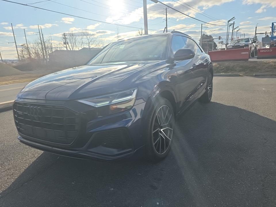 2021 Audi Q8 Premium Plus