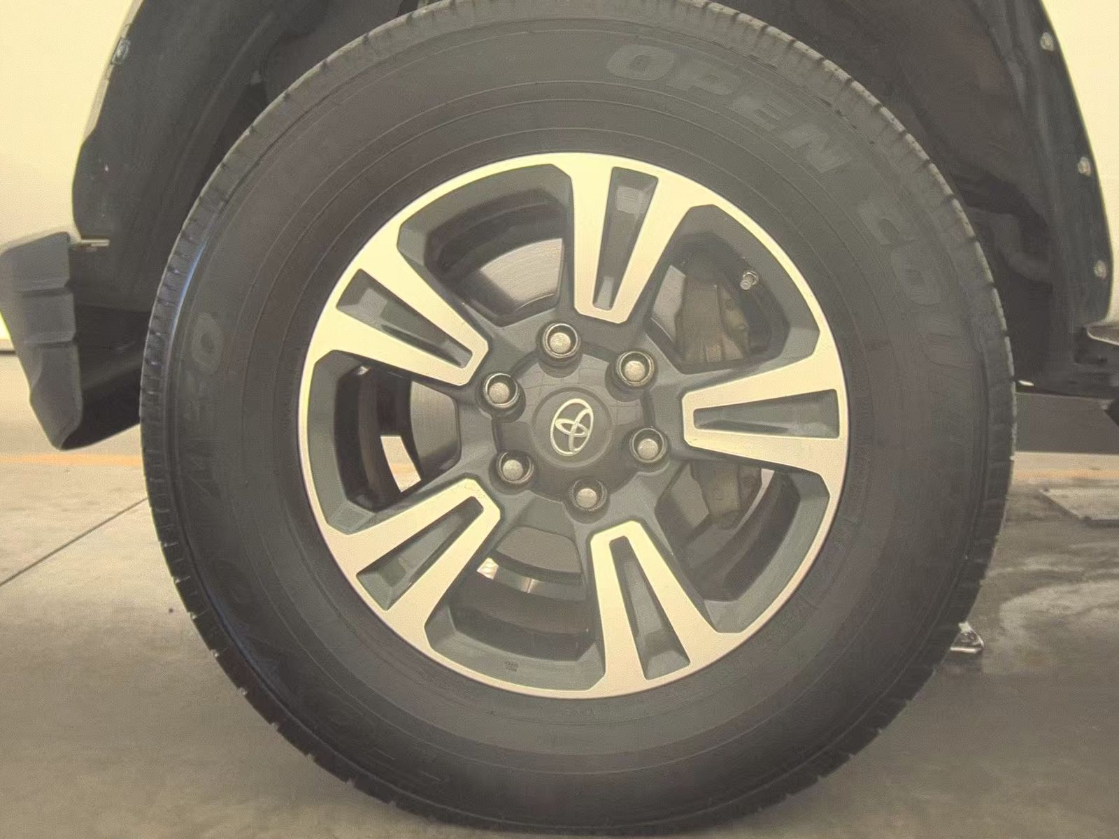 2022 Toyota Tacoma SR AWD