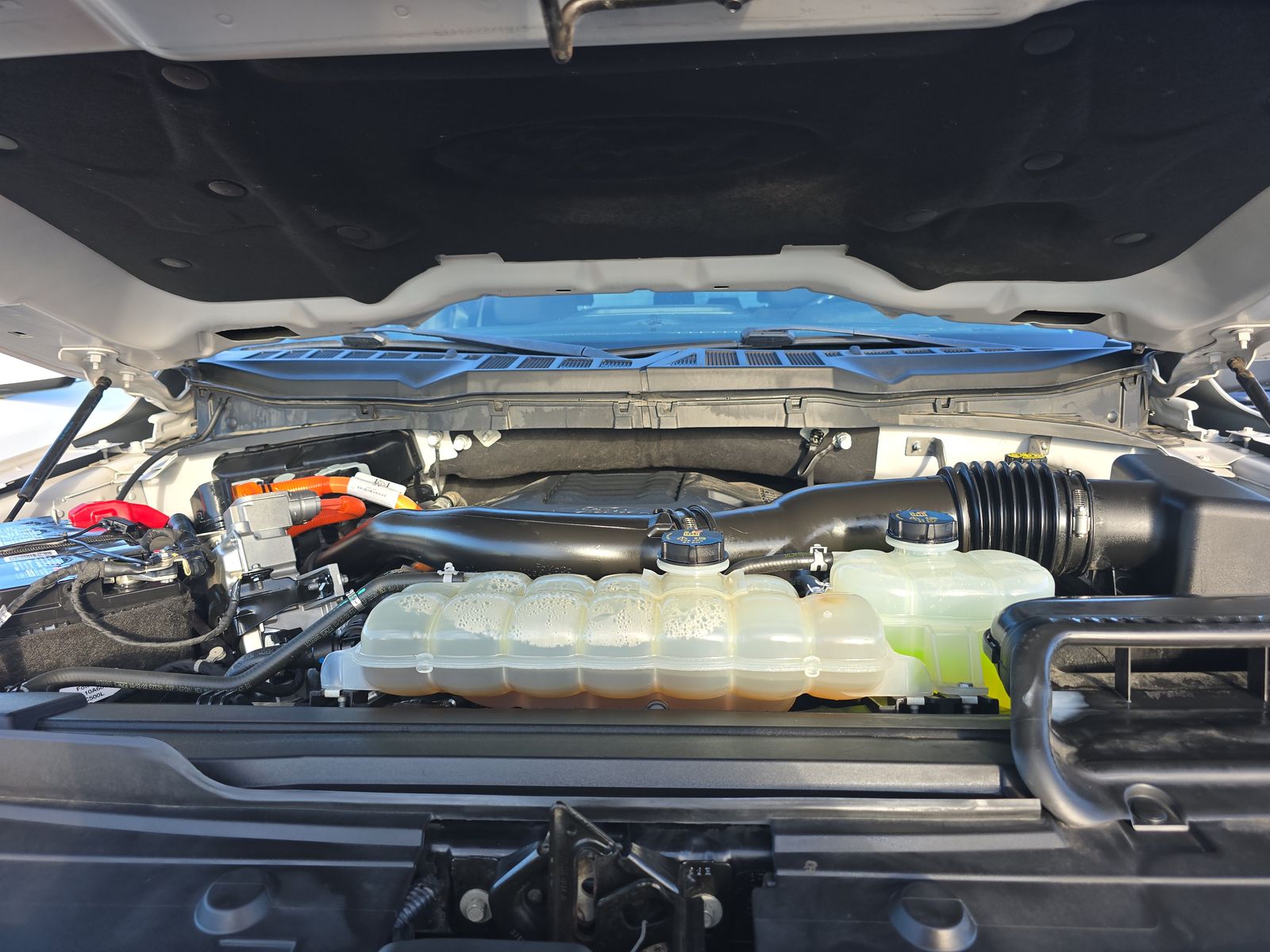 2023 Ford F-150 Hybrid XLT AWD