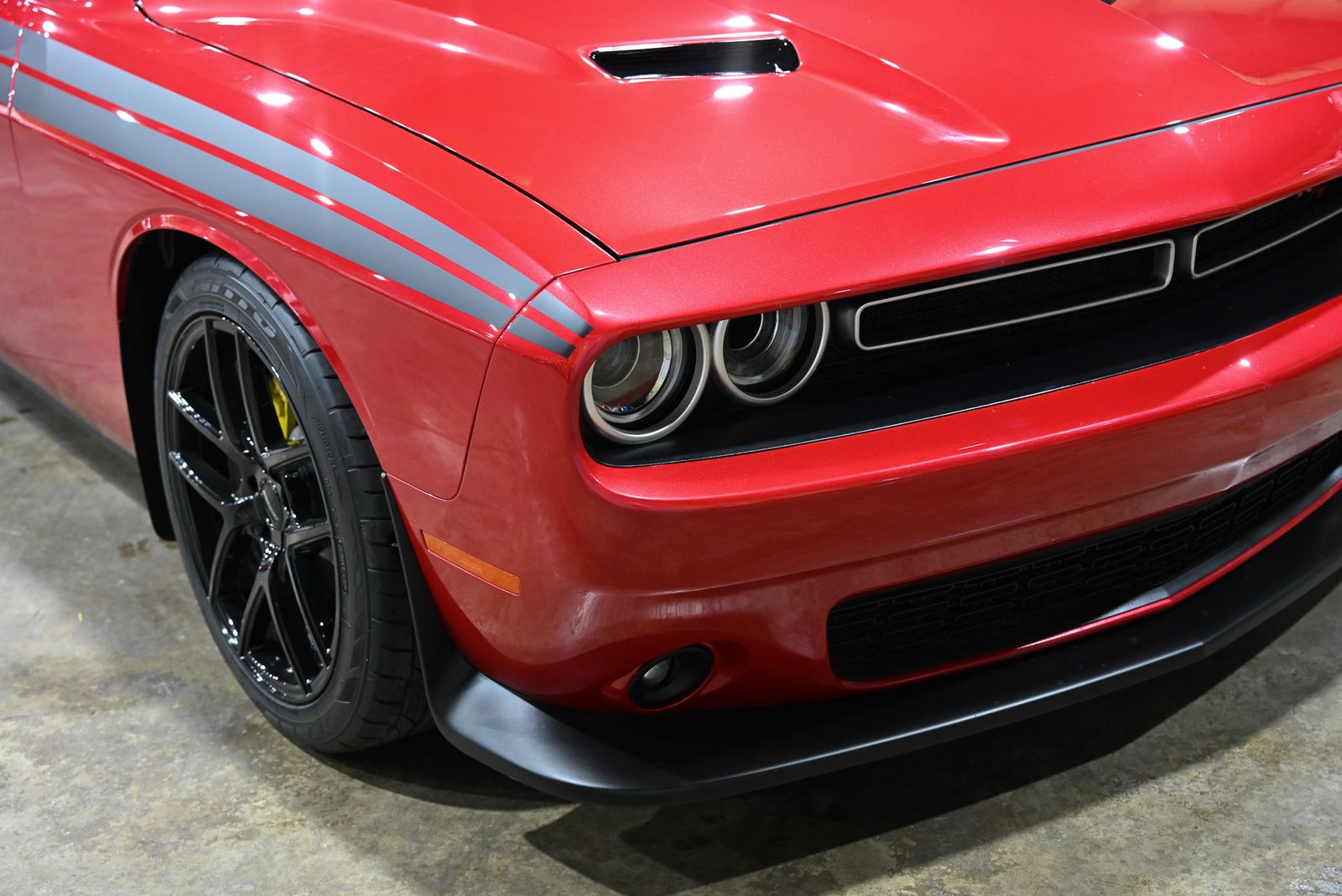 DODGE CHALLENGER - 9