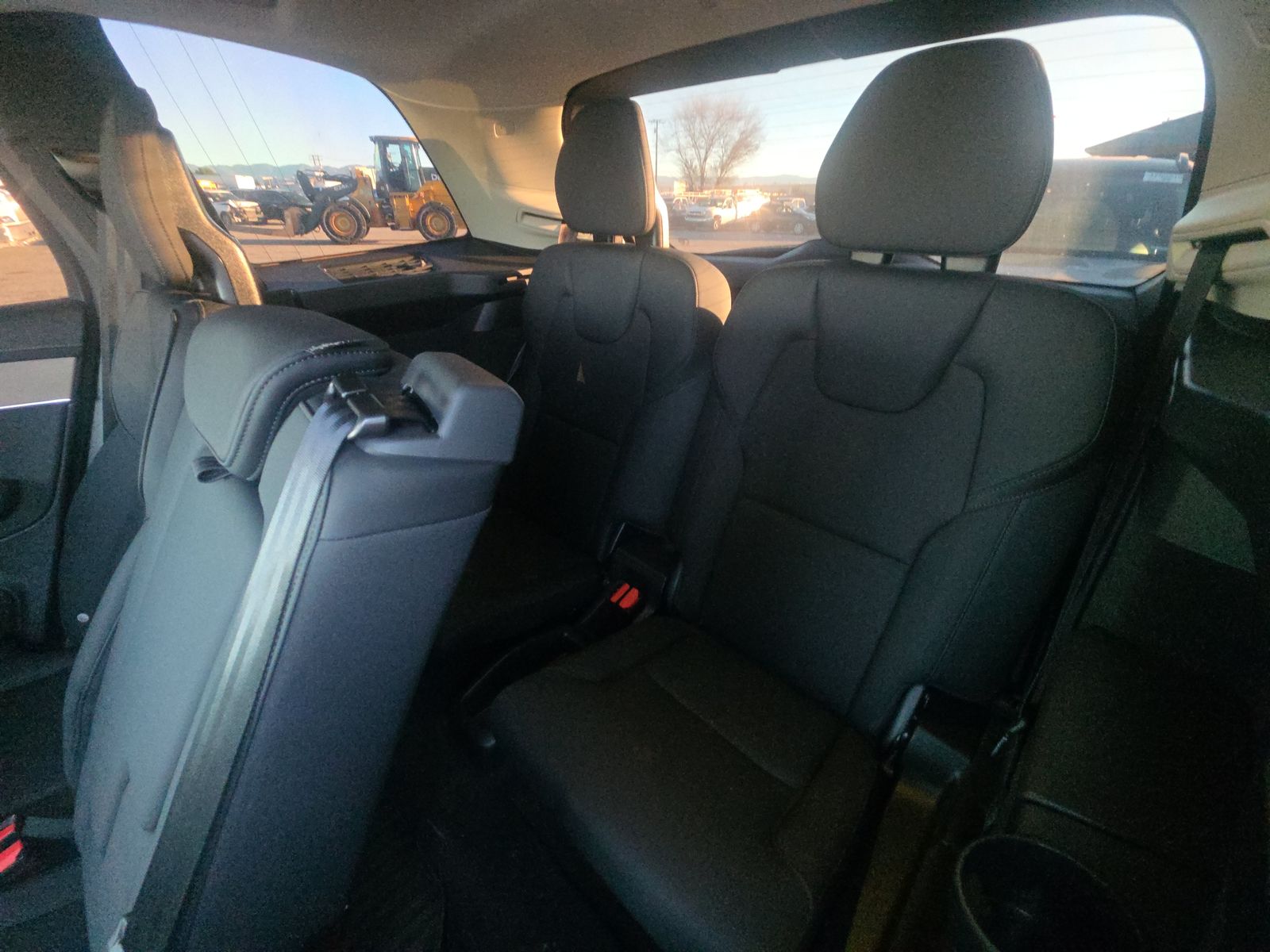 2025 Volvo XC90 B5 Core AWD