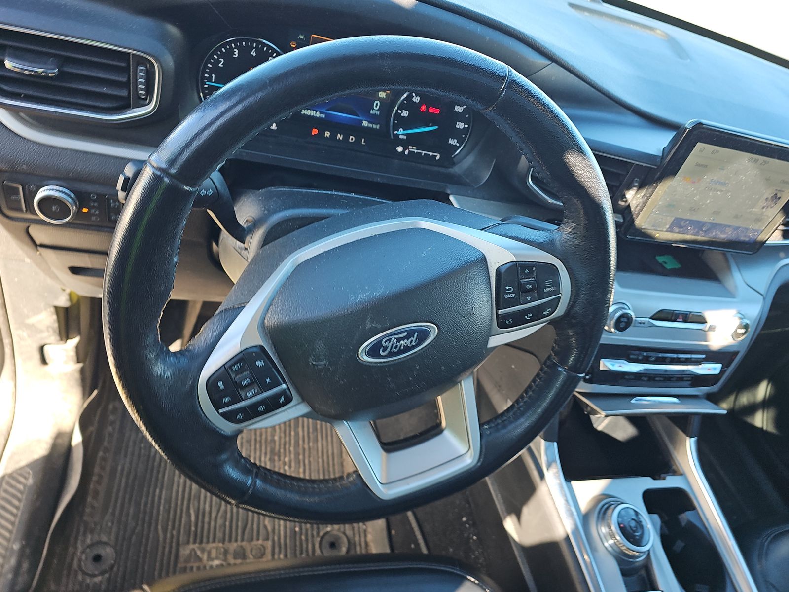 2022 Ford Explorer XLT AWD