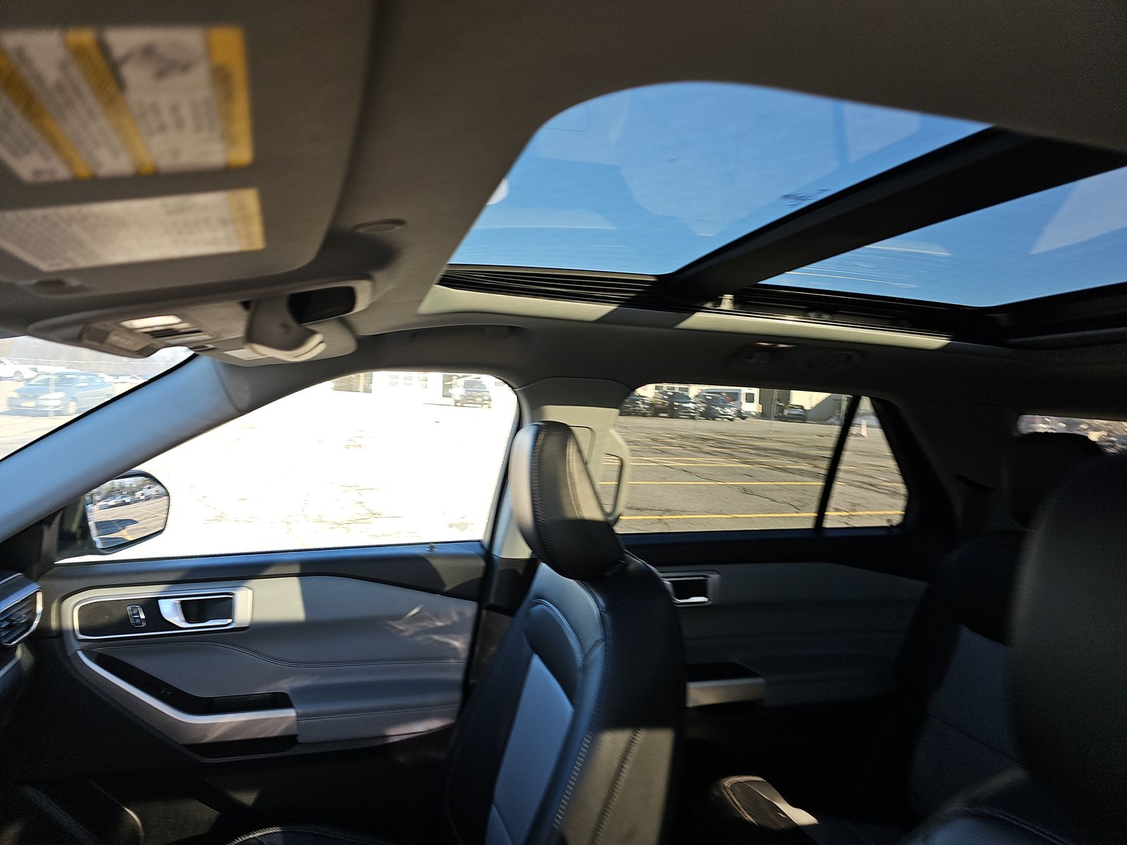 2022 Ford Explorer XLT AWD