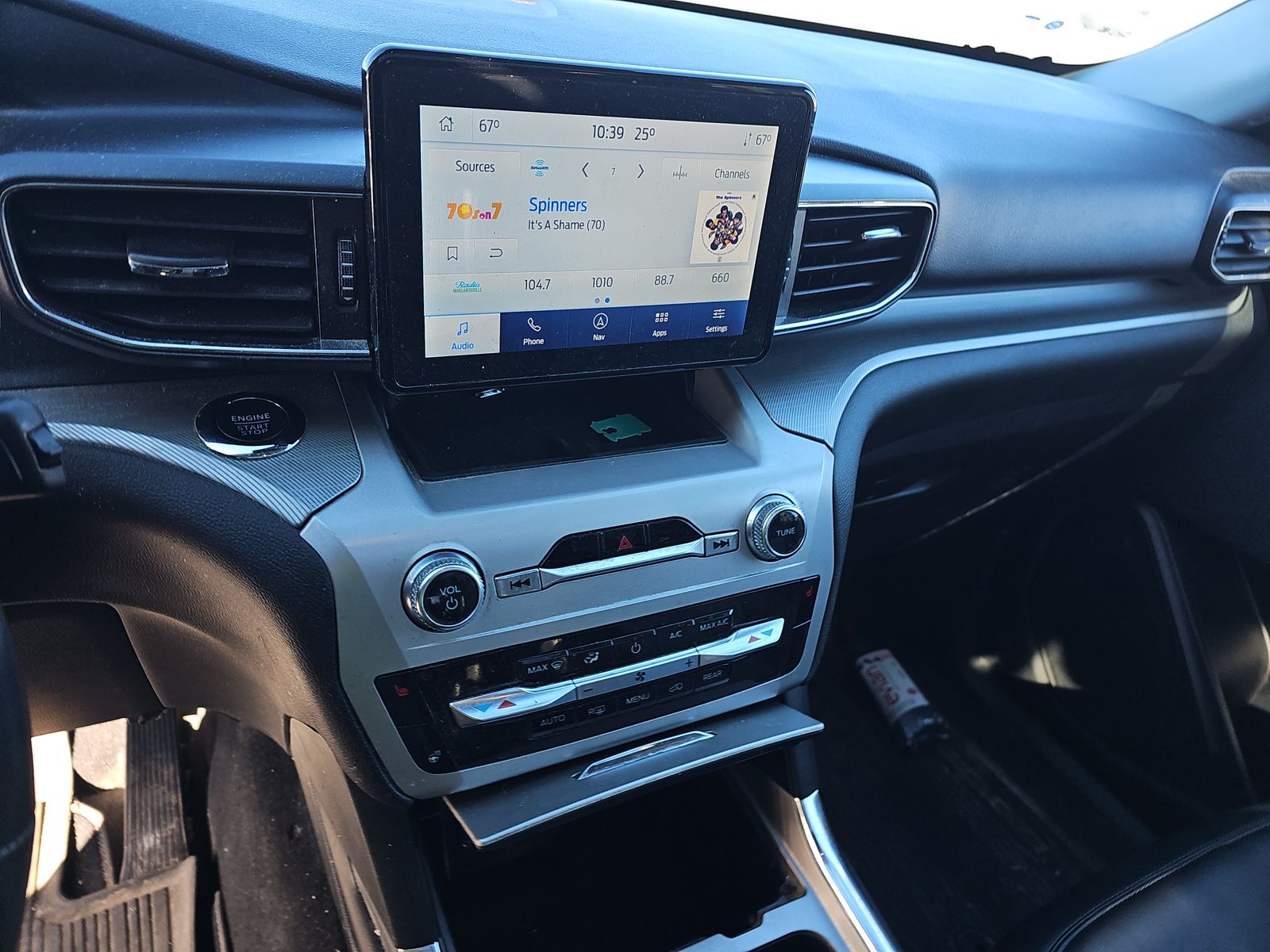 2022 Ford Explorer XLT AWD