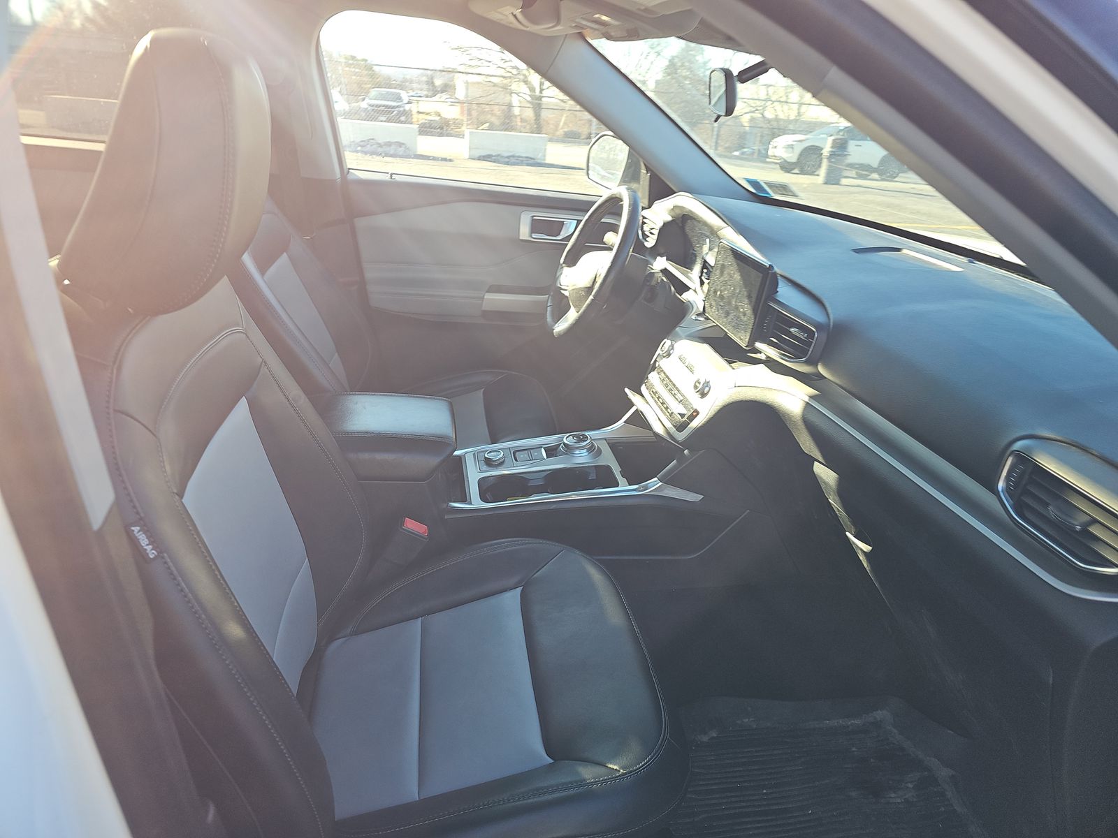 2022 Ford Explorer XLT AWD